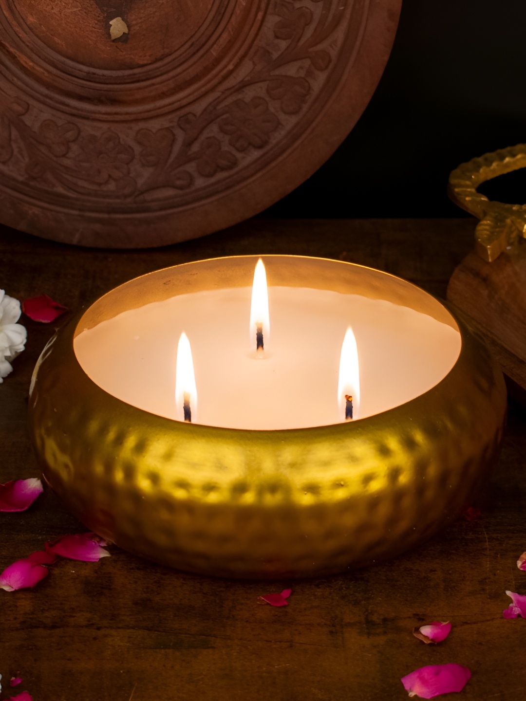 

Craftlayout Gold-Toned & White 1 pieces Tea Light Candle