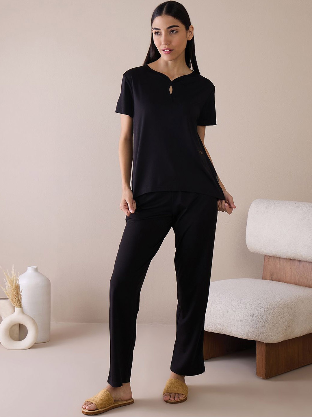 

Sweet Dreams Women Round Neck Night suit, Black
