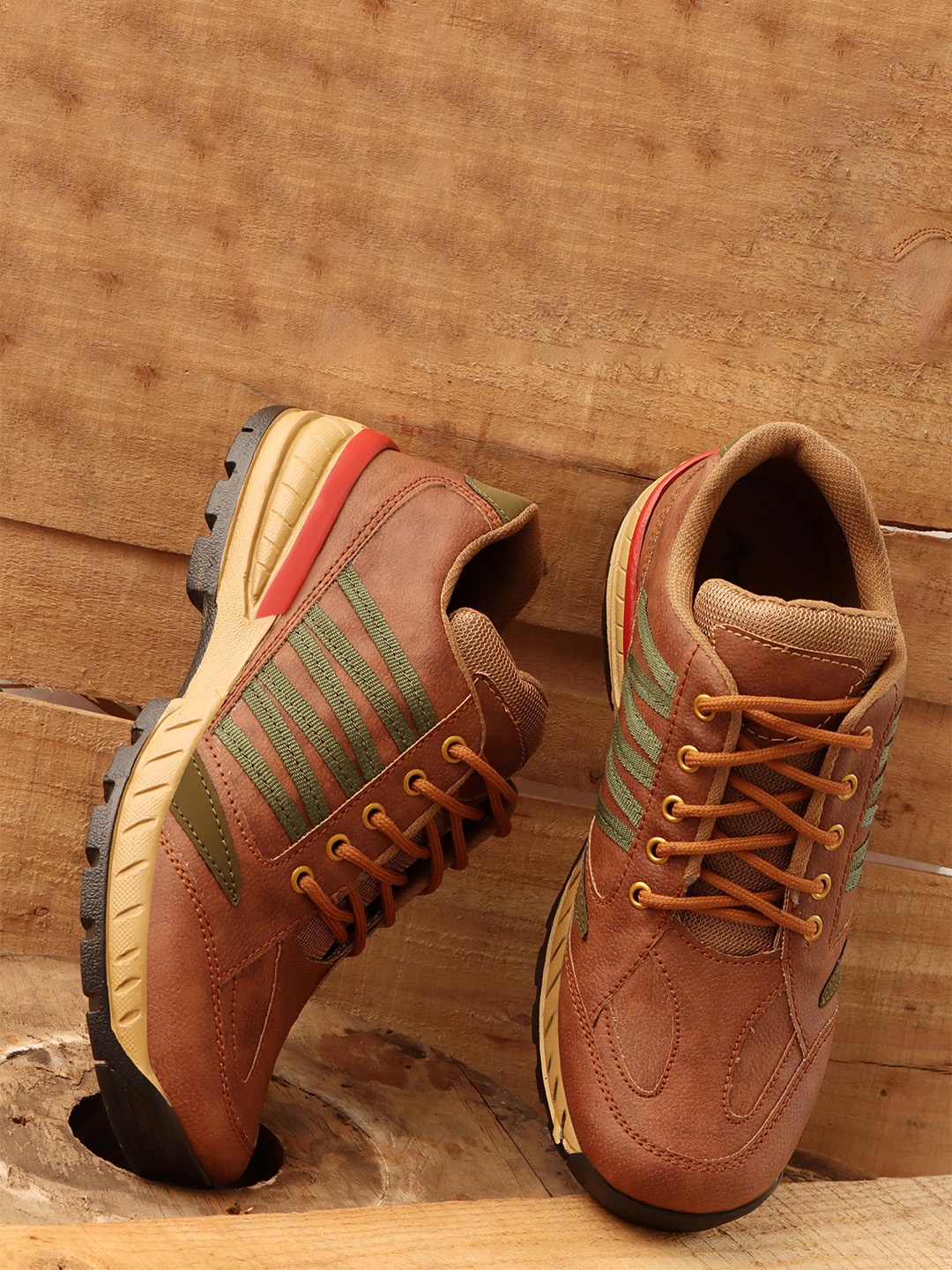 

ARAMISH Men Running Non-Marking Shoes, Tan