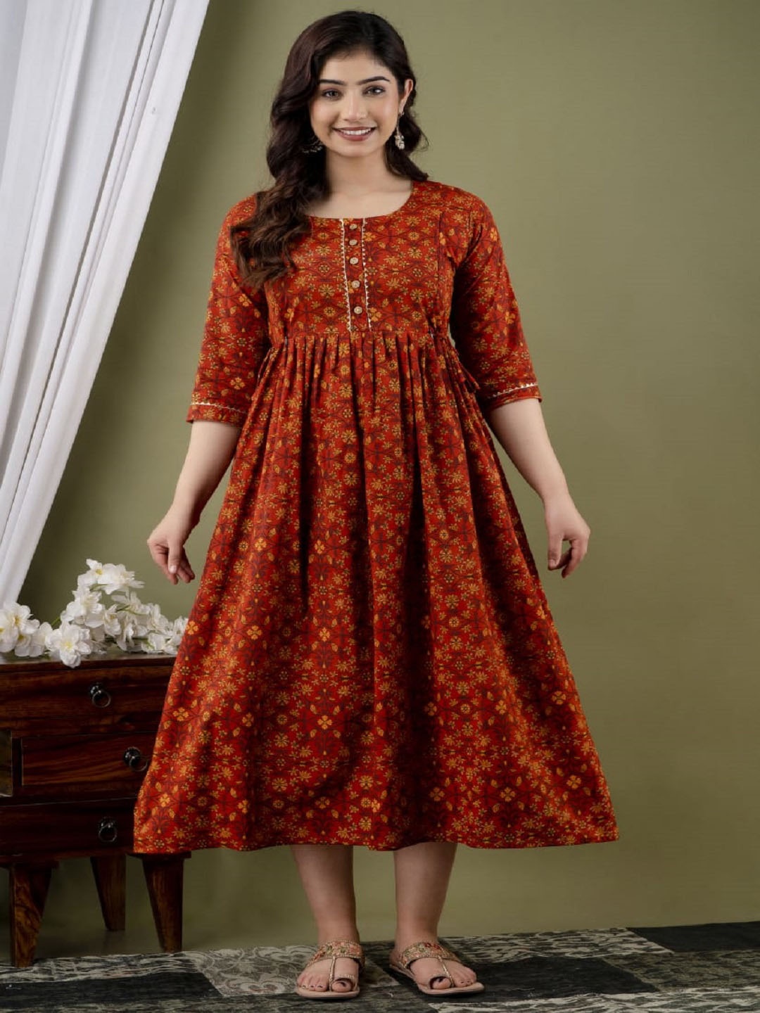 

Nevisha Style Women Floral Printed Thread Work Floral Maternity Anarkali Kurta, Red