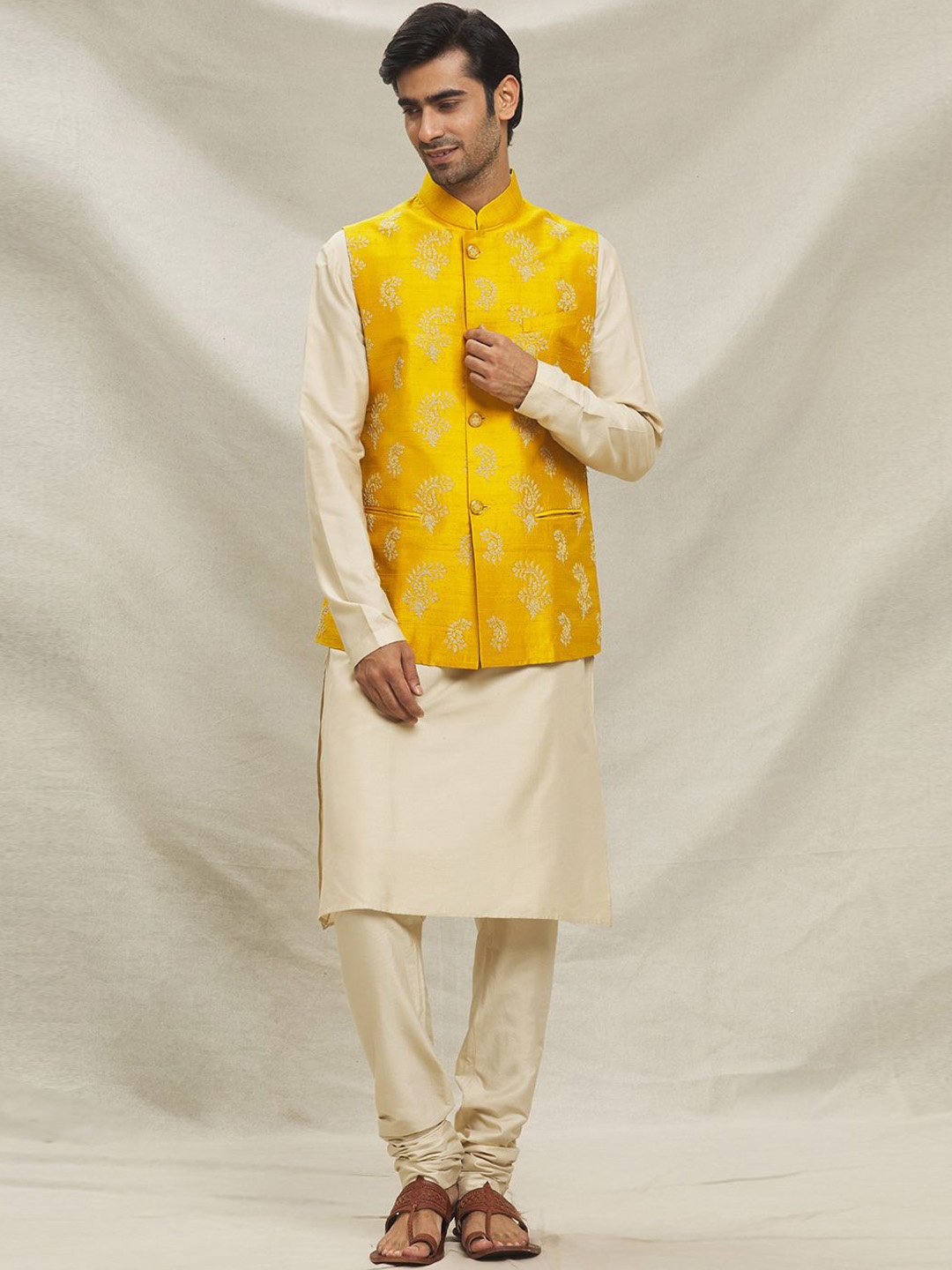 

Arihant Rai Sinha Men Regular Kurta with Trousers, Yellow