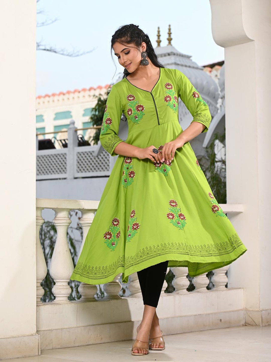 

Moda Rapido Floral Printed V Neck Anarkali Kurta, Green