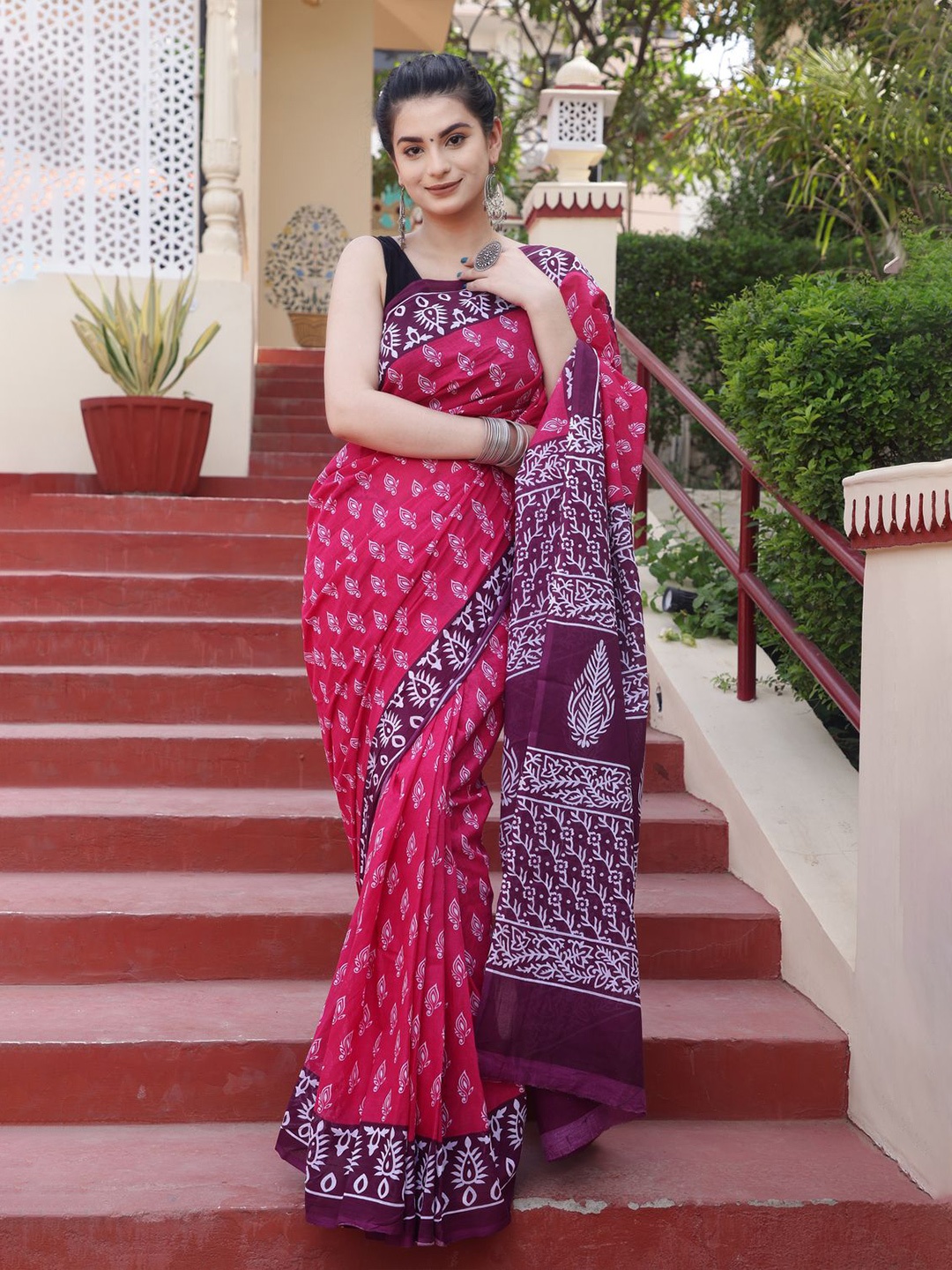 

Pinkcity Trade World Ethnic Motifs Pure Cotton Block Print Saree, Pink