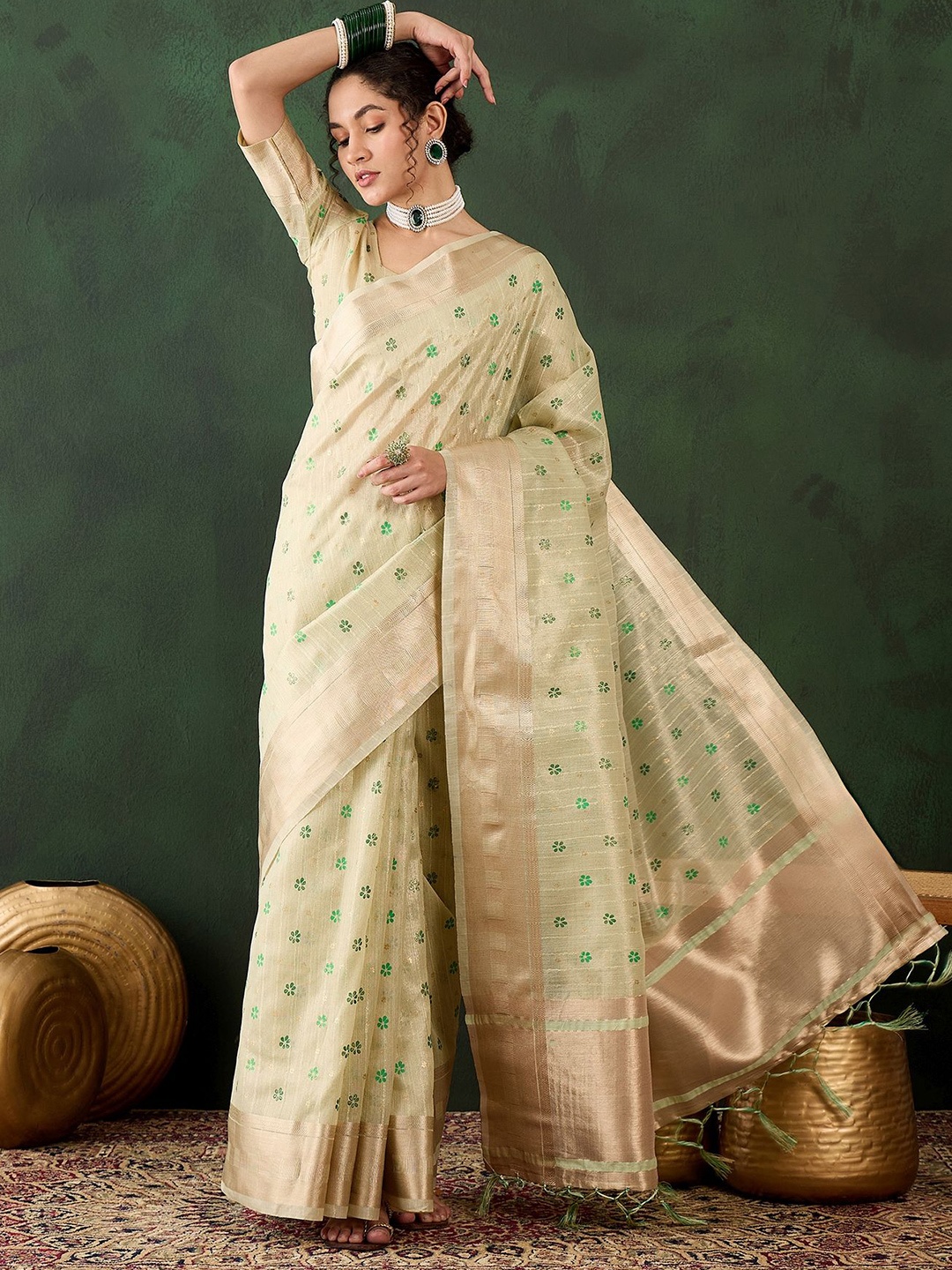 

Mitera Floral Zari Organza Banarasi Saree, Green