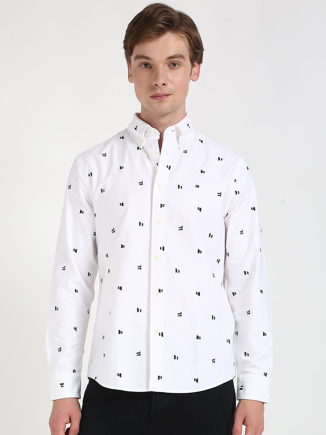 

Tommy Hilfiger Men Relaxed Opaque Printed Casual Shirt, White