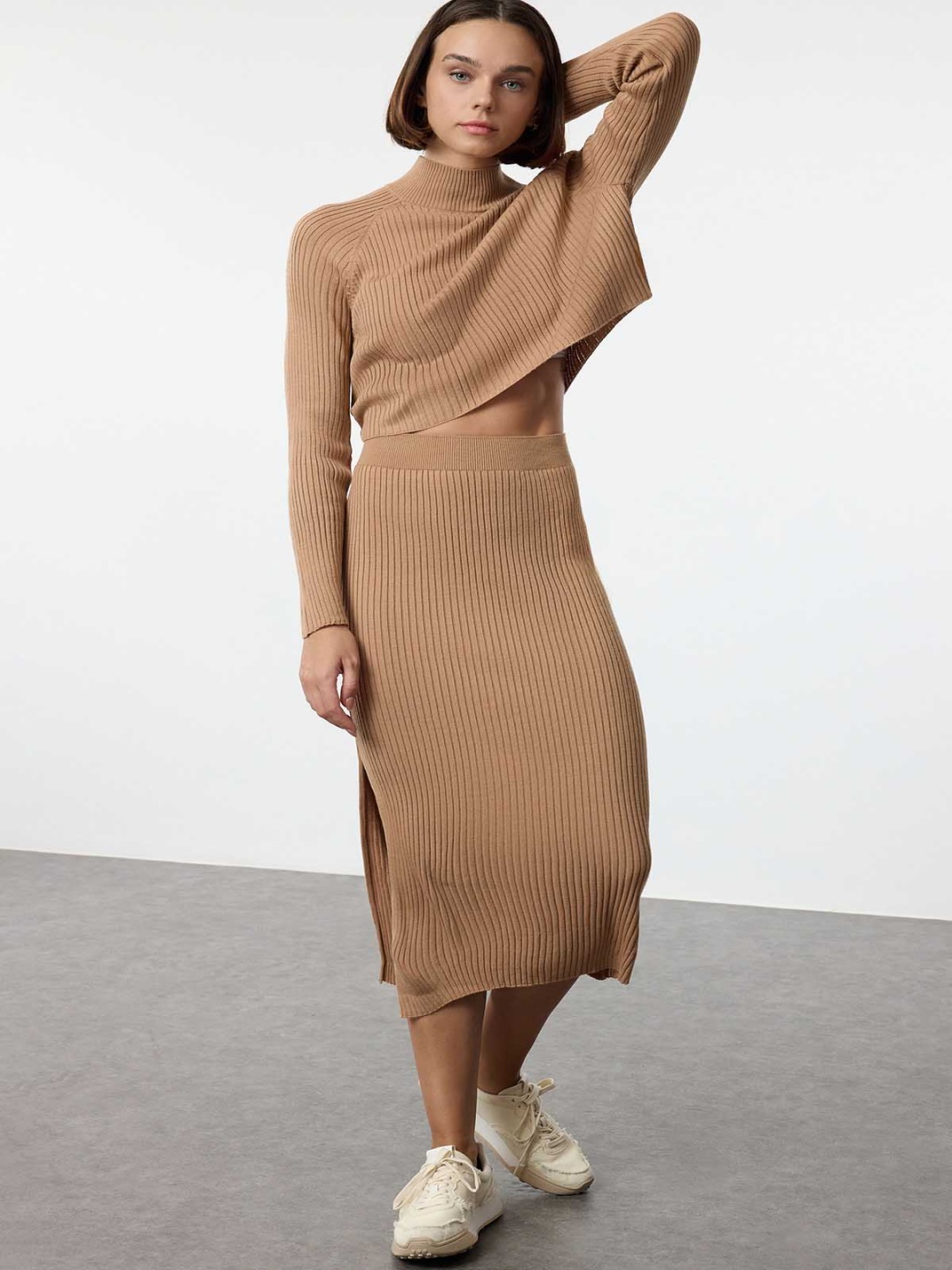 

Trendyol Ribbed Self Design High Neck Sweater And Skirt, Camel brown