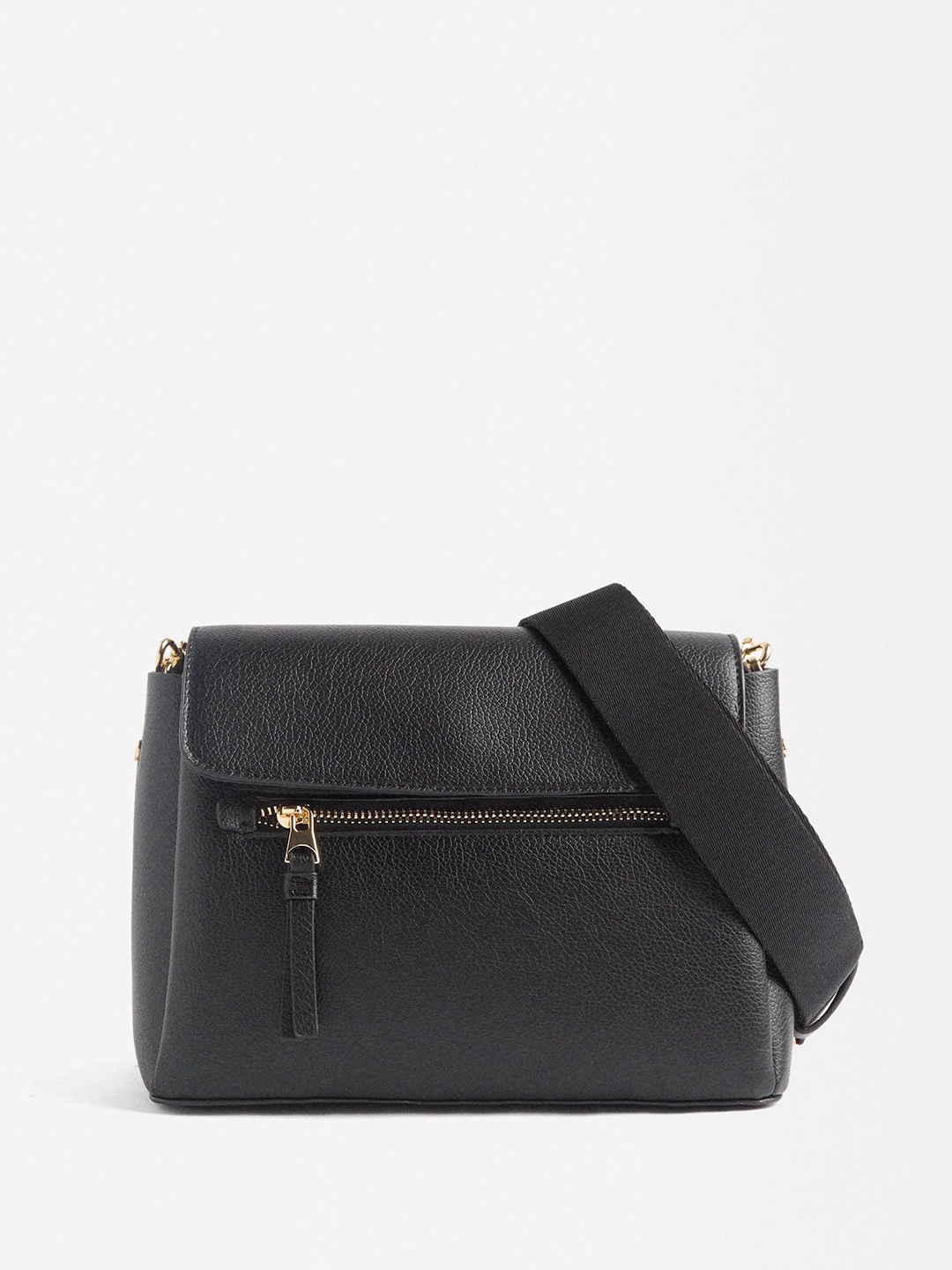 

PARFOIS Textured Structured Sling Bag, Black