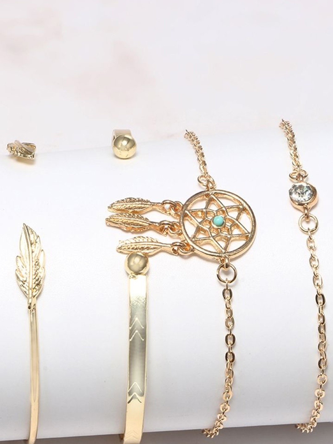 

Celestique Women 4 Link Bracelet, Gold