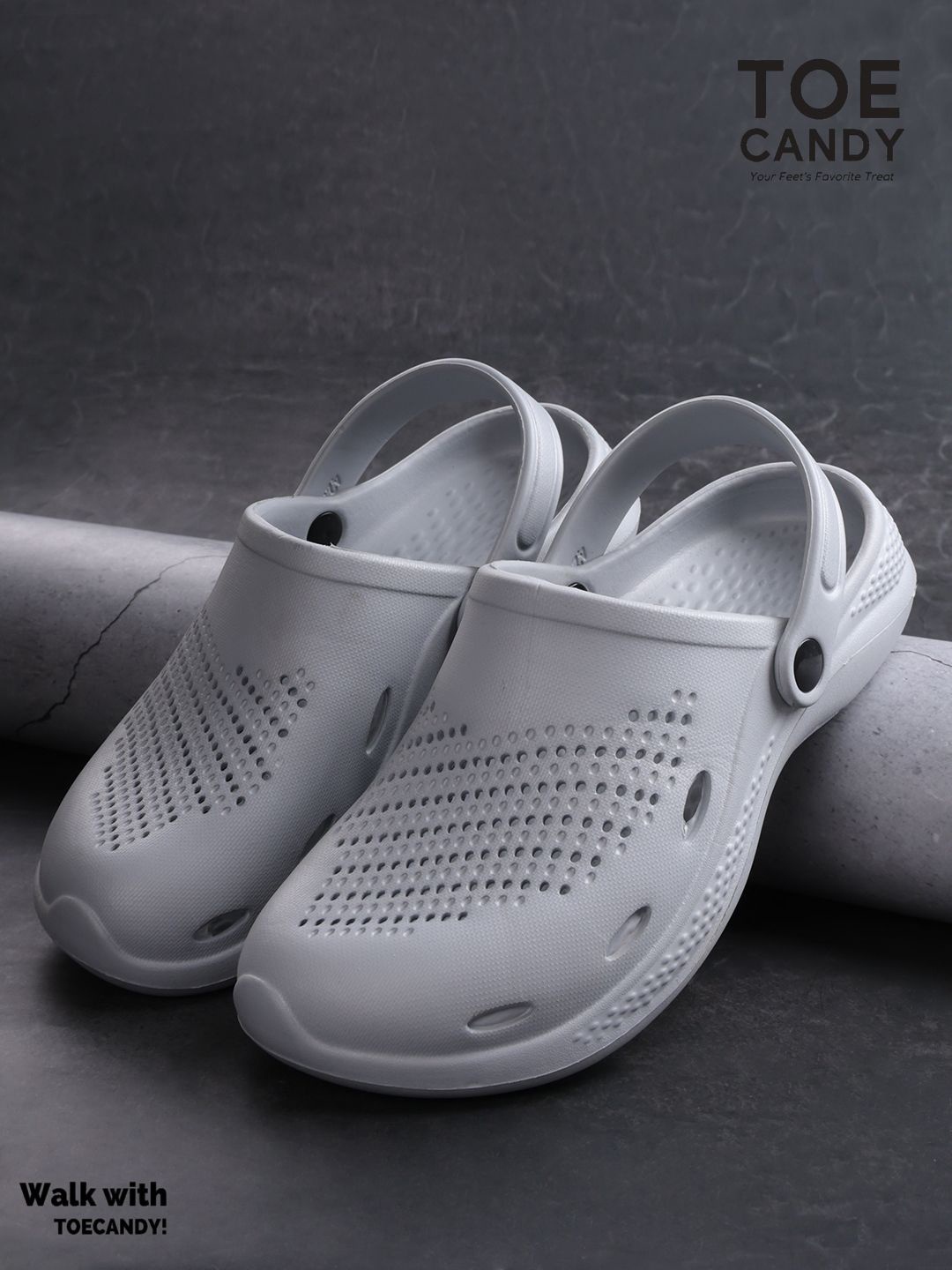 

TOE CANDY Men Rubber Clogs, Silver