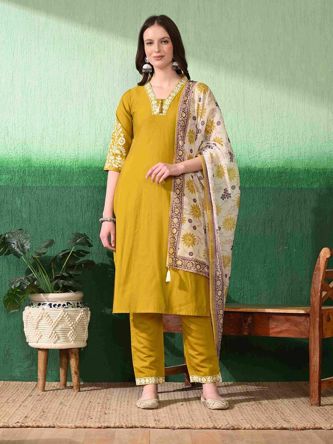 

Mesqlu Women Floral Yoke Design Regular Thread Work Kurta with Trousers & With Dupatta, Yellow