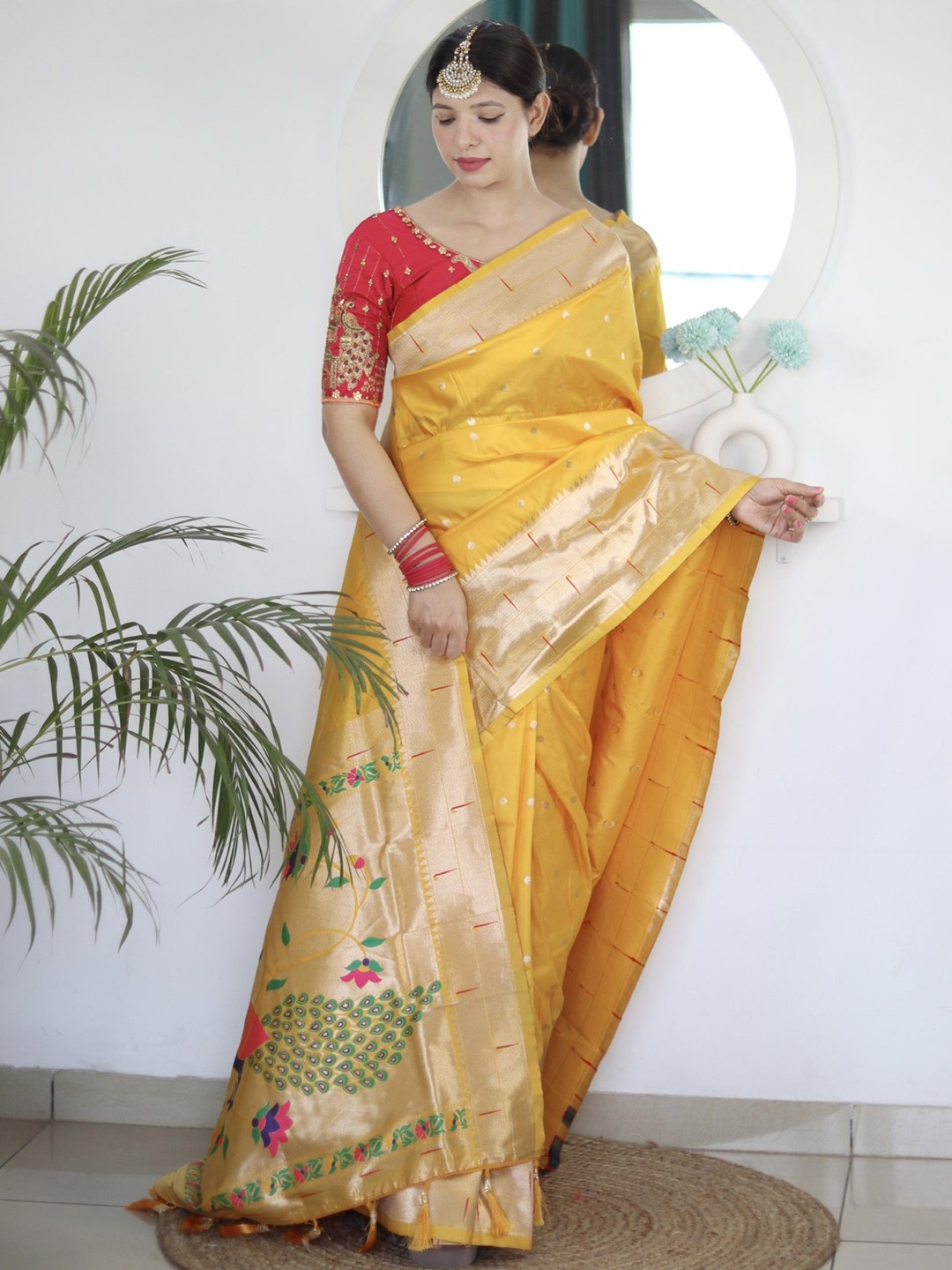 

LeeliPeeri Designer Woven Design Zari Paithani Saree, Yellow