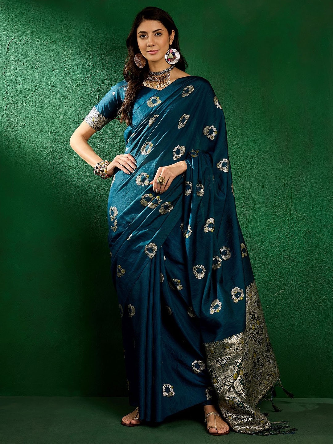 

Mitera Floral Zari Banarasi Saree, Teal