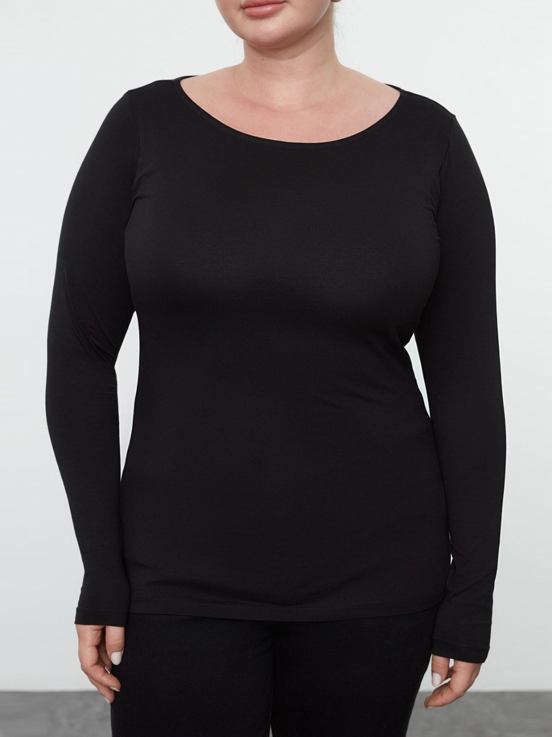 

Trendyol Women Extended Sleeves Pockets T-shirt, Na