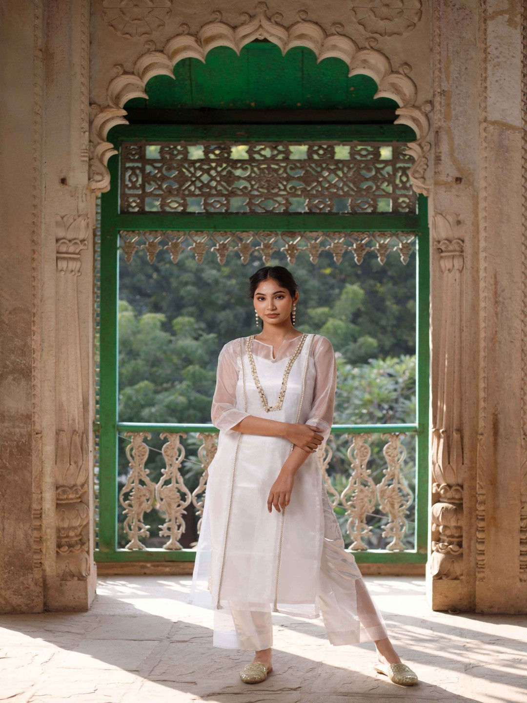 

Salvia Sky Floral Embroidered Beads and Stones Organza Straight Kurta With Trousers, White