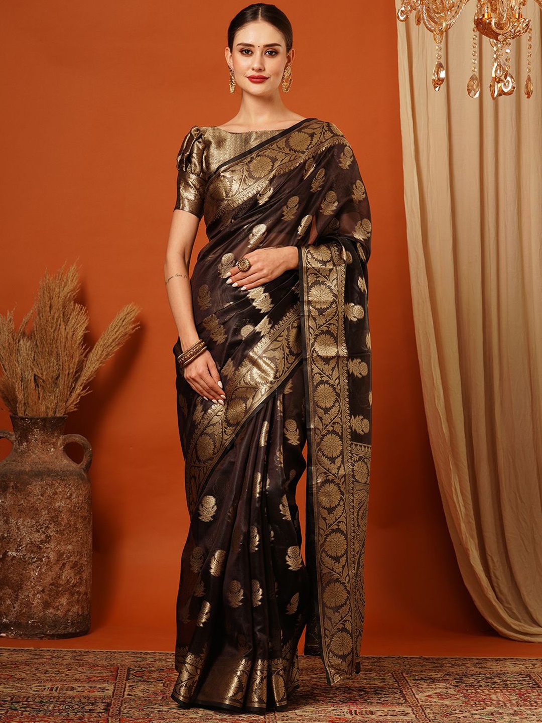 

VILLAGIUS Woven Design Zari Pure Silk Banarasi Saree, Brown