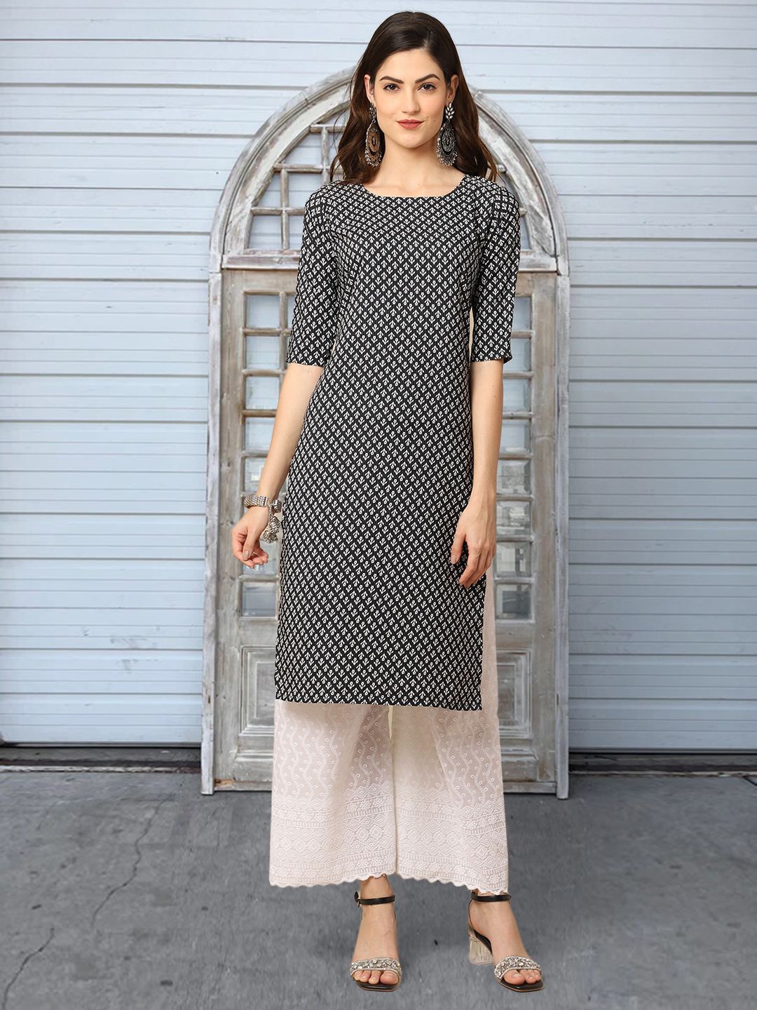 

Moda Rapido Women Printed Round Neck Straight Kurta, Black