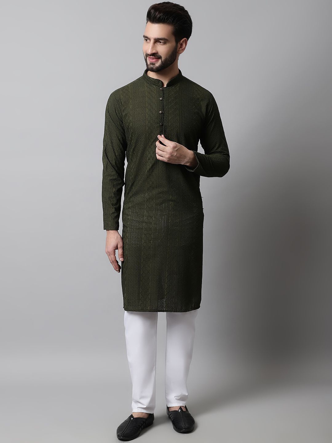 

Jompers Men Embroidered Regular Chikankari Pure Cotton Kurta with Churidar, Olive