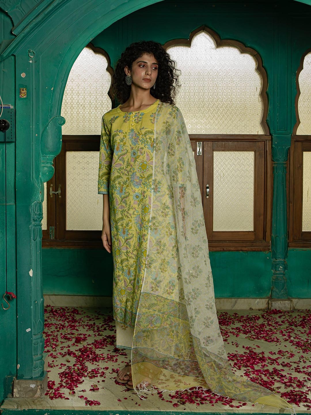 

SHILPI HANDICRAFTS Women Floral Printed Empire Pure Cotton Kurta with Palazzos & With Dupatta, Yellow