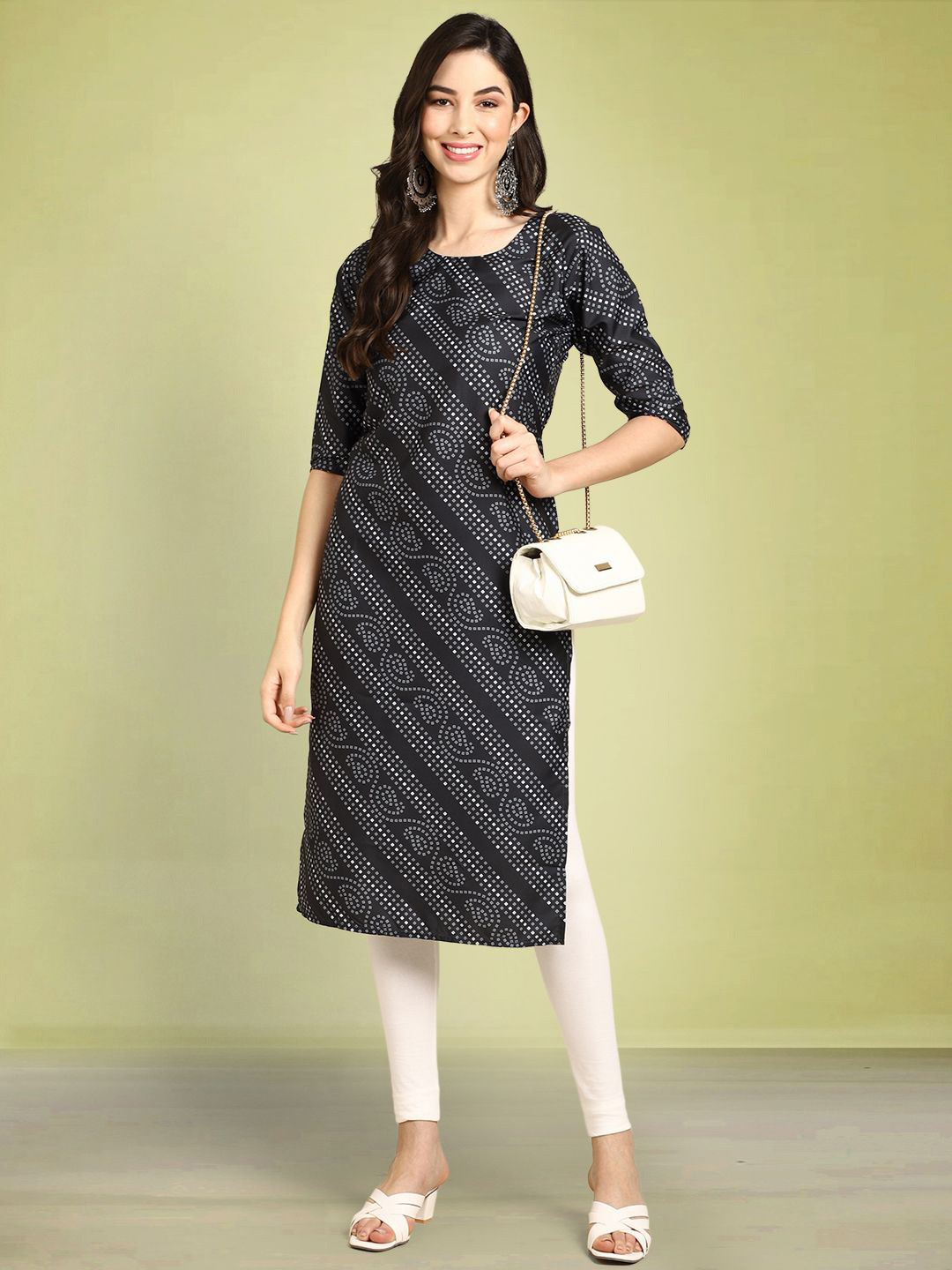 

Moda Rapido Ethnic Motifs Printed Round Neck Straight Kurtas, Black