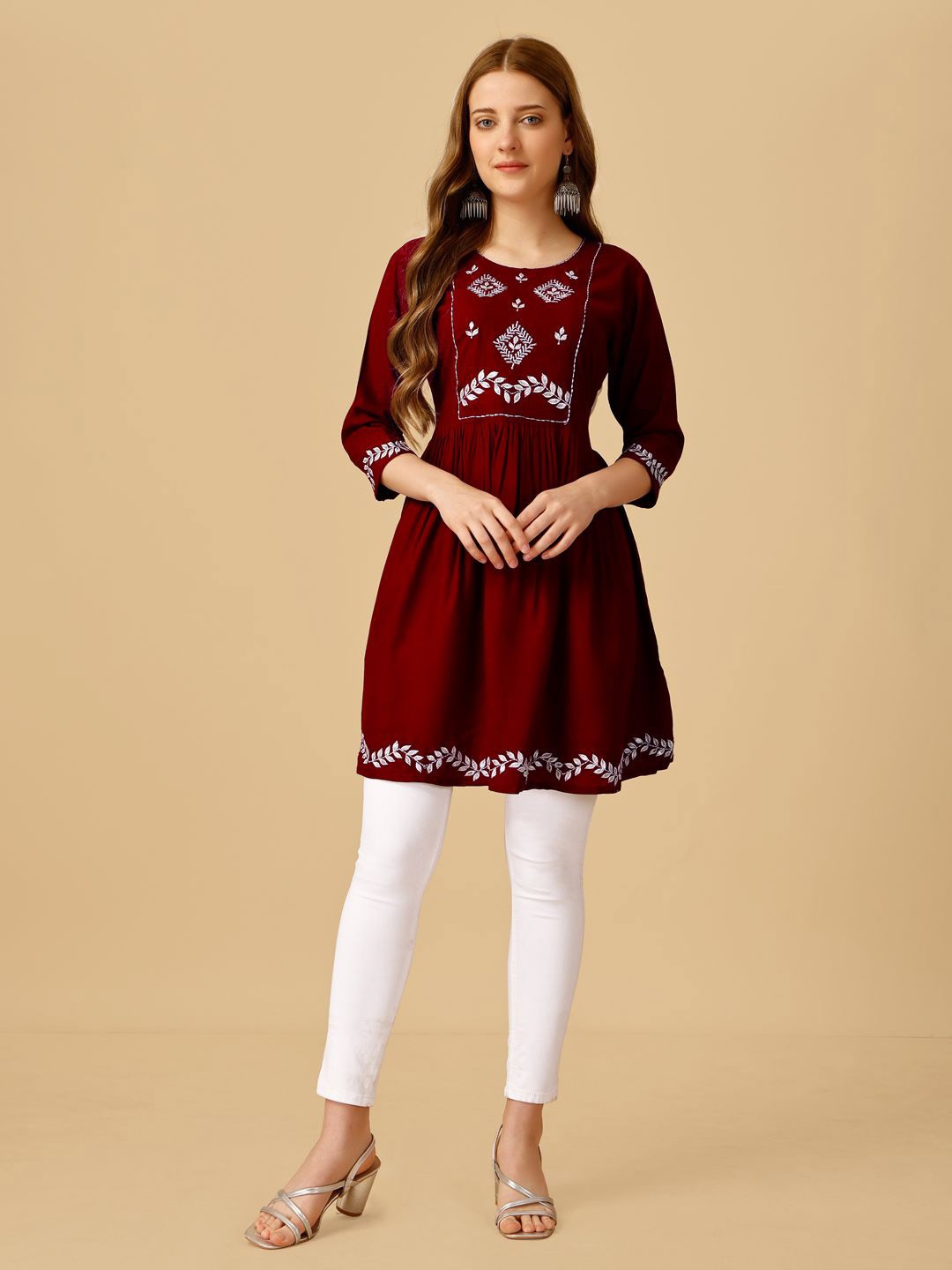 

BERISTON Embroidered A-Line Top, Maroon