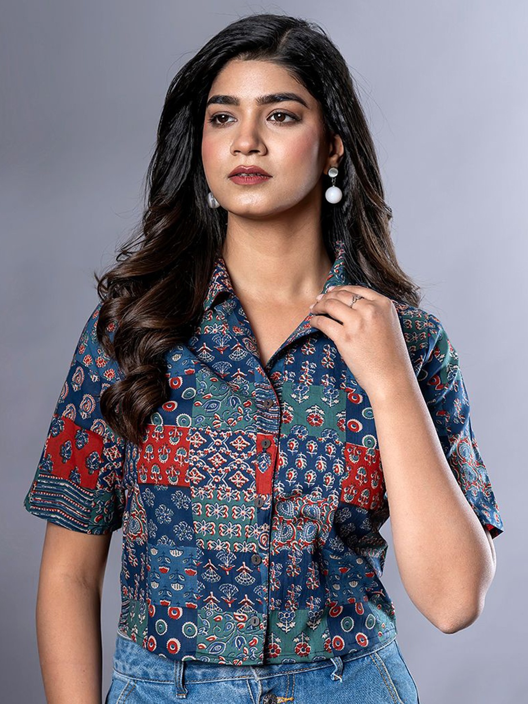 

BAESD Women Ethnic Motifs Printed Cotton Shirt Style Crop Top, Blue