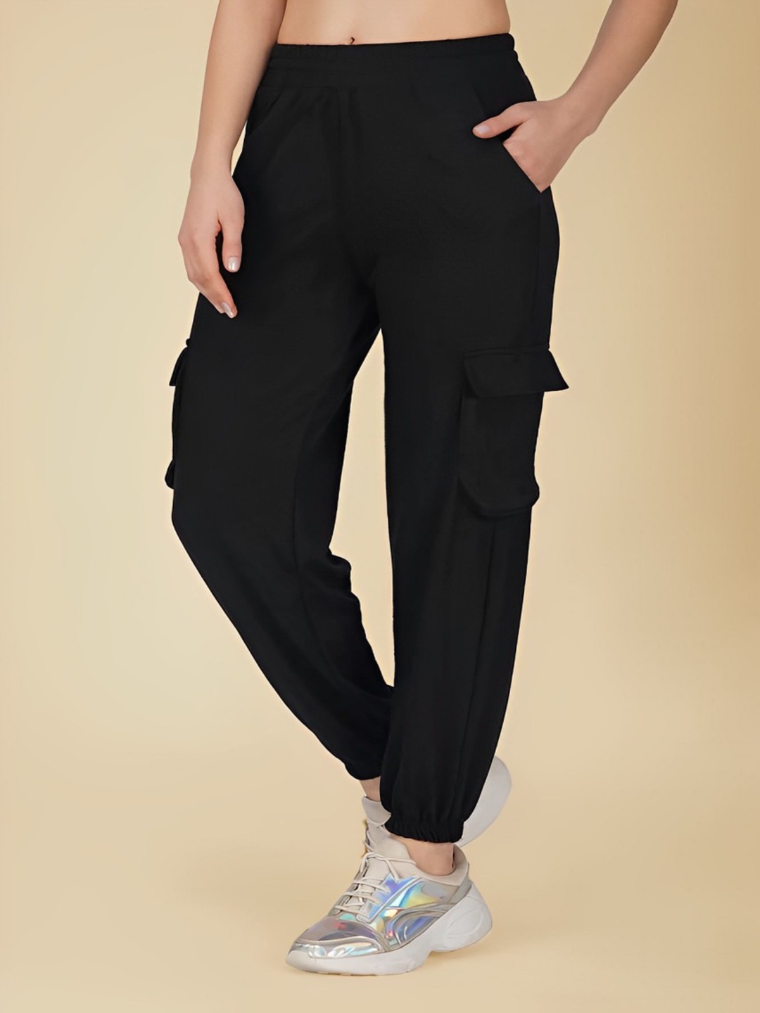 

Parona Women Solid Cotton Cargos Trousers, Black