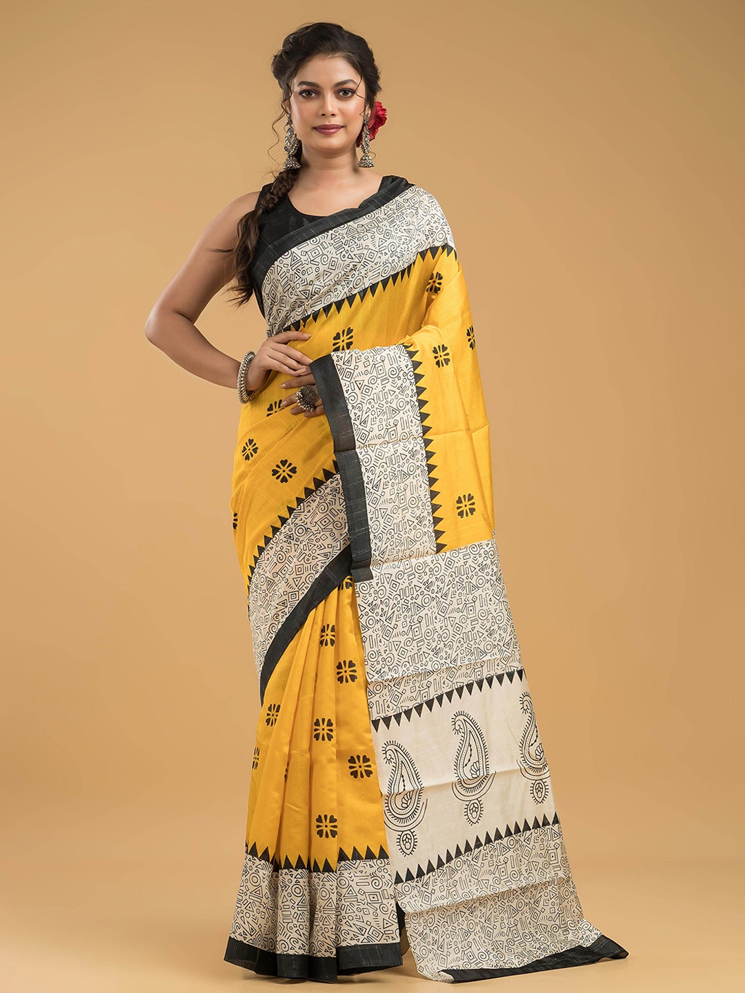 

Dheu Floral Handloom Block Print Saree, Yellow