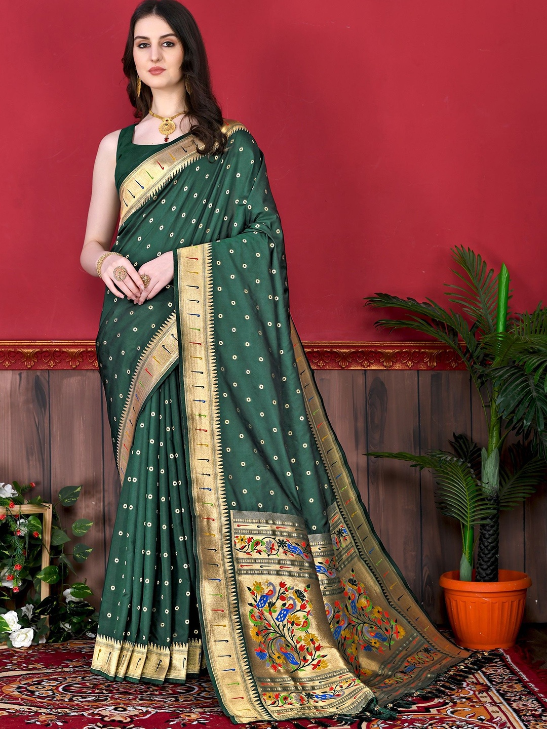 

LeeliPeeri Designer Woven Design Ethnic Motifs Zari Paithani Saree, Green