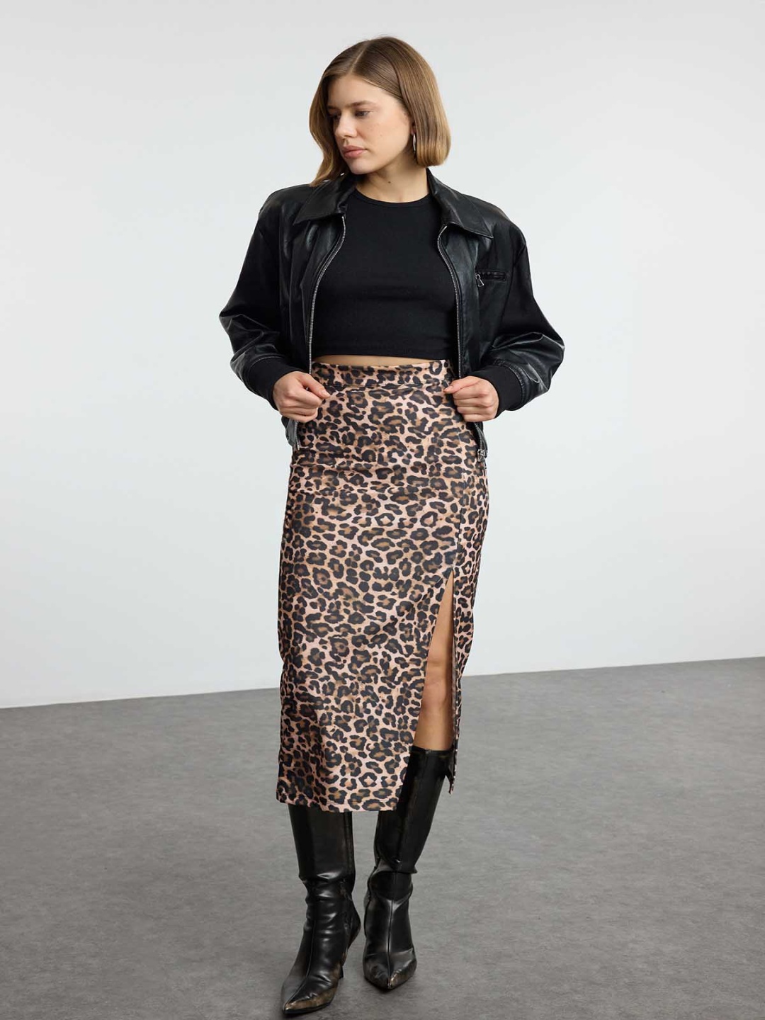 

Trendyol Printed A-line Midi Skirts, Brown