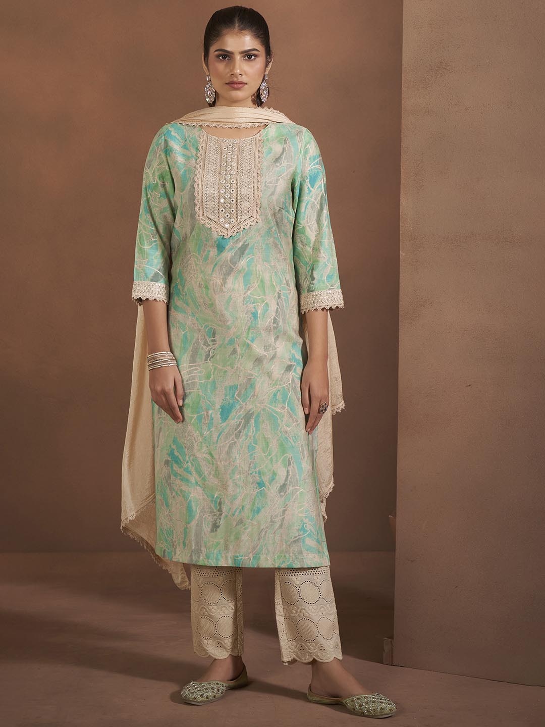 

Anouk Abstract Printed Patch Work Chanderi Silk Kurta With Trouser And Dupatta, Green