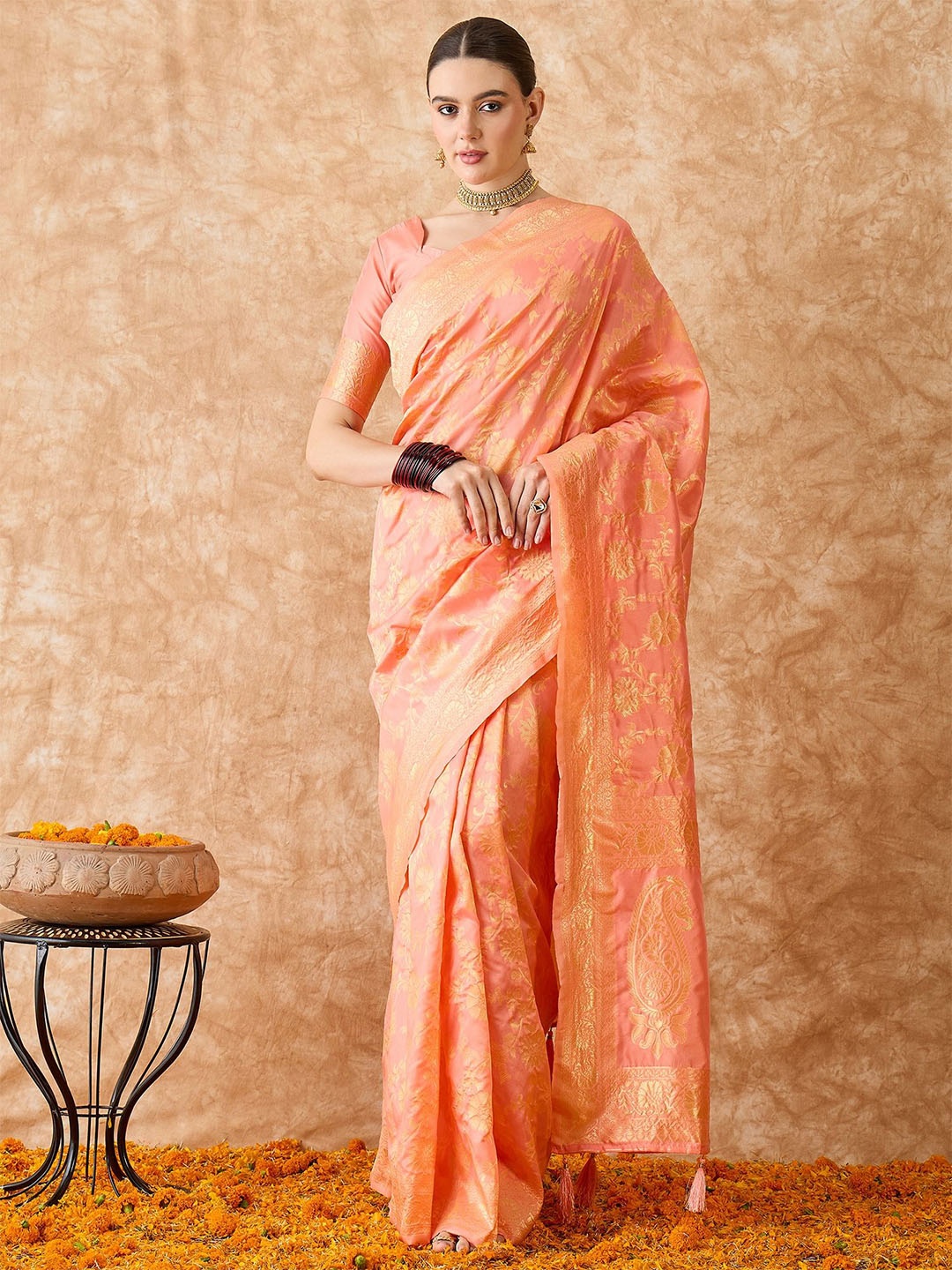 

MANVAA Woven Design Zari Silk Blend Banarasi Saree, Peach