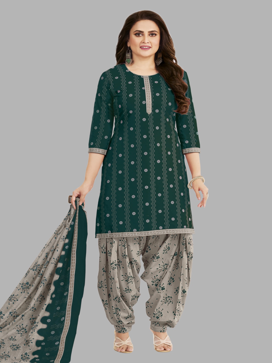 

Simmu Floral Printed Pure Cotton Unstitched Dress Material, Green