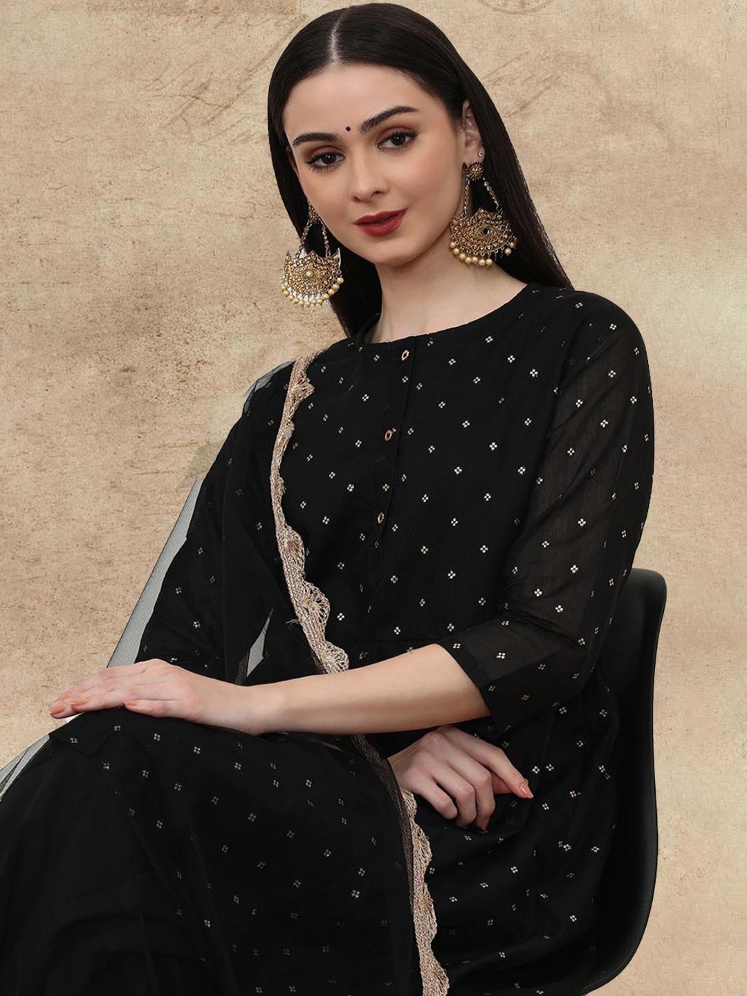 

AVANSHEE Women Yoke Design Regular Chanderi Cotton Kurta with Palazzos & With Dupatta, Black