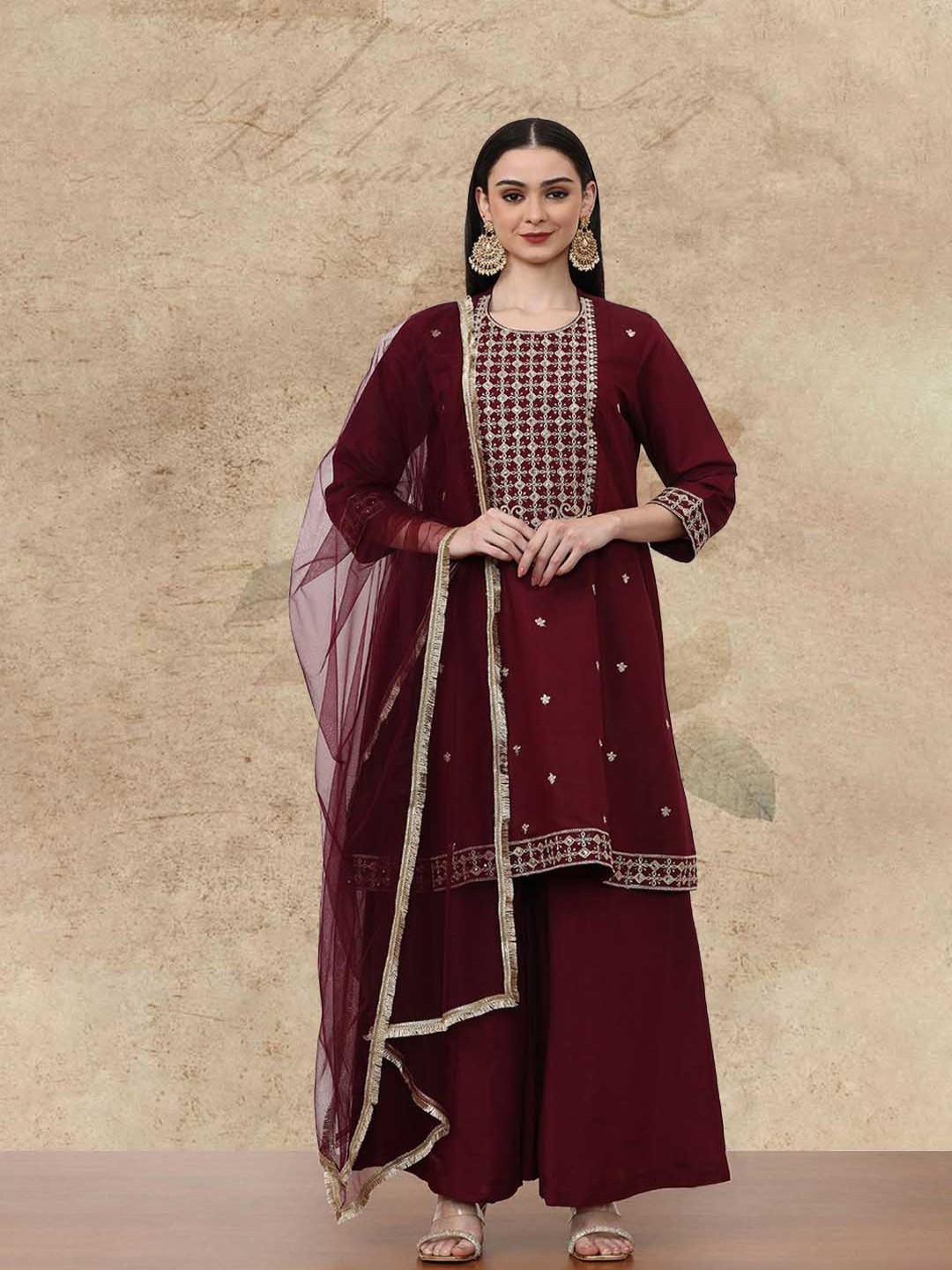 

AVANSHEE Women Floral Embroidered Regular Thread Work Kurta with Palazzos & With Dupatta, Purple