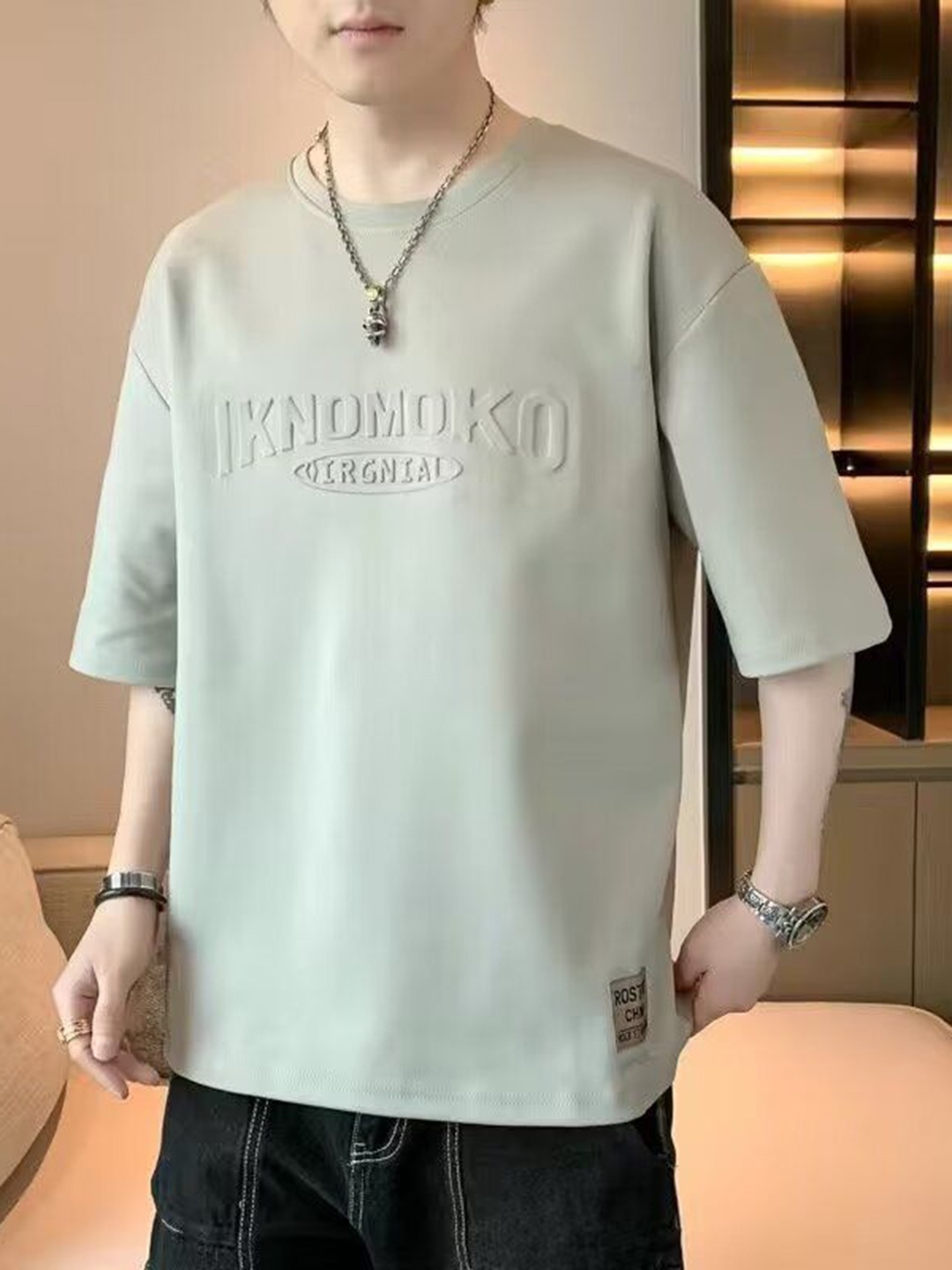 

StyleCast Men Typography Applique T-shirt, Grey