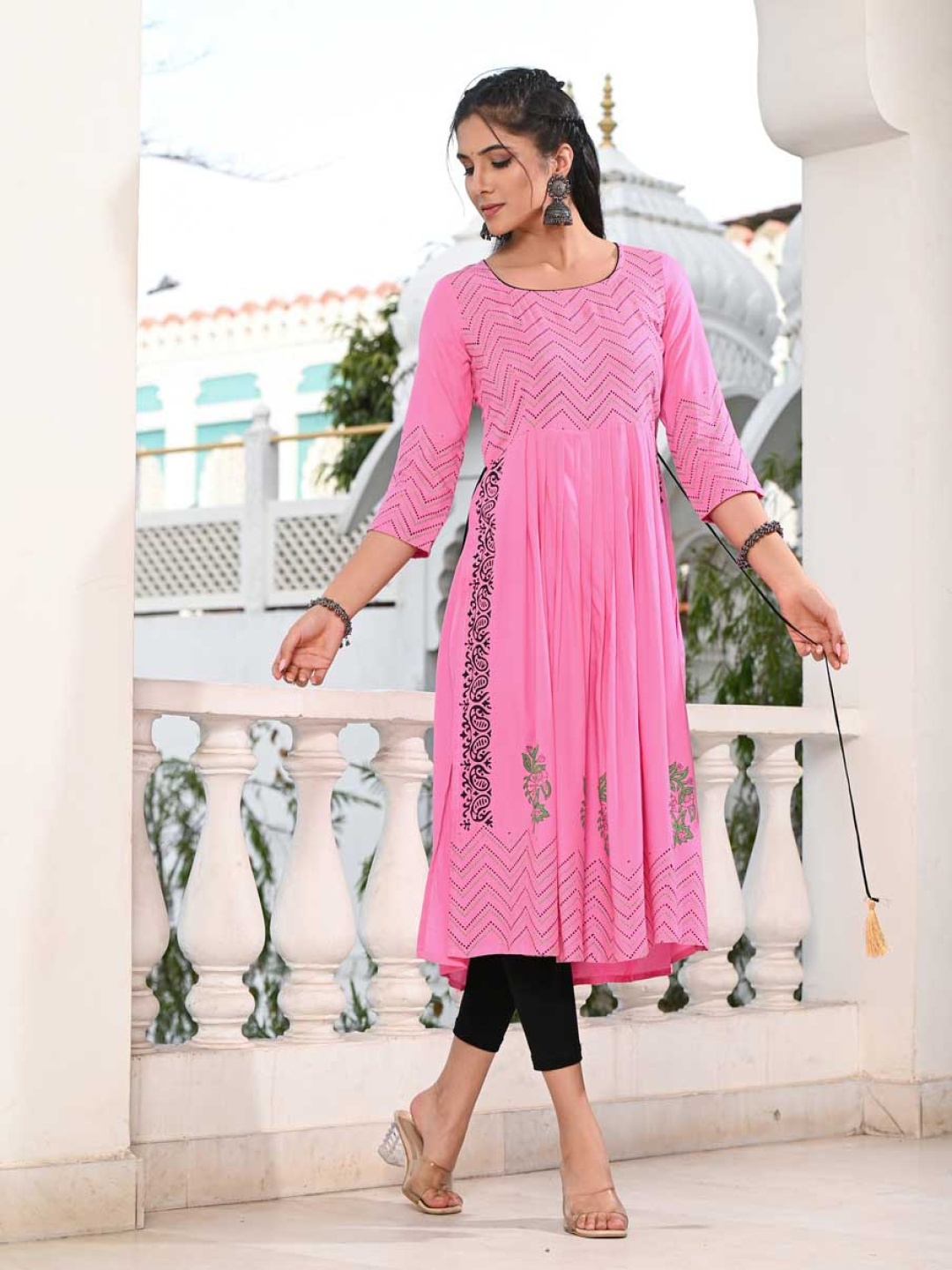 

Moda Rapido Chevron Printed Pleated A-Line Kurta, Pink