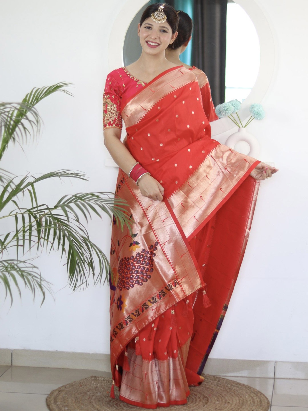 

LeeliPeeri Designer Woven Design Zari Paithani Saree, Red