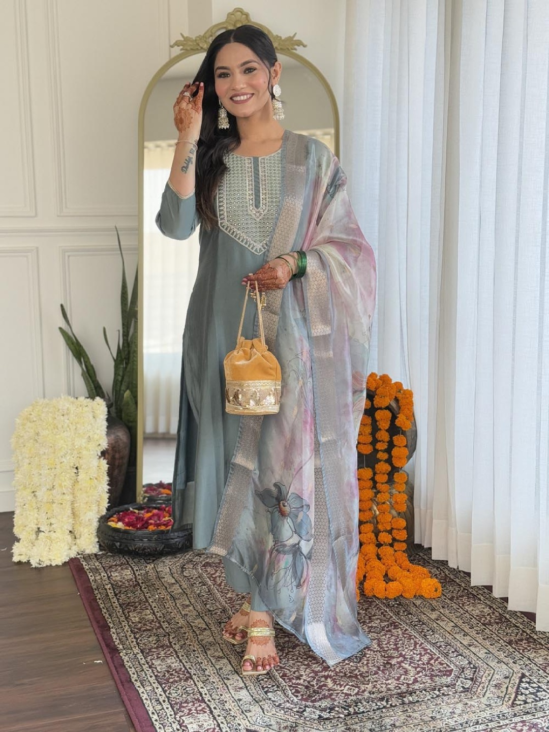 

S.K.C Ethnic Motifs Yoke Design Straight Kurta with Trousers & Dupatta, Sea green
