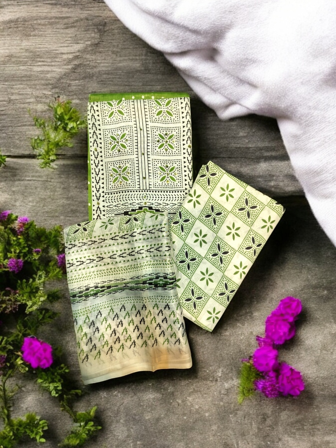 

REET MAHAL Floral Printed Pure Cotton Unstitched Dress Material, Green