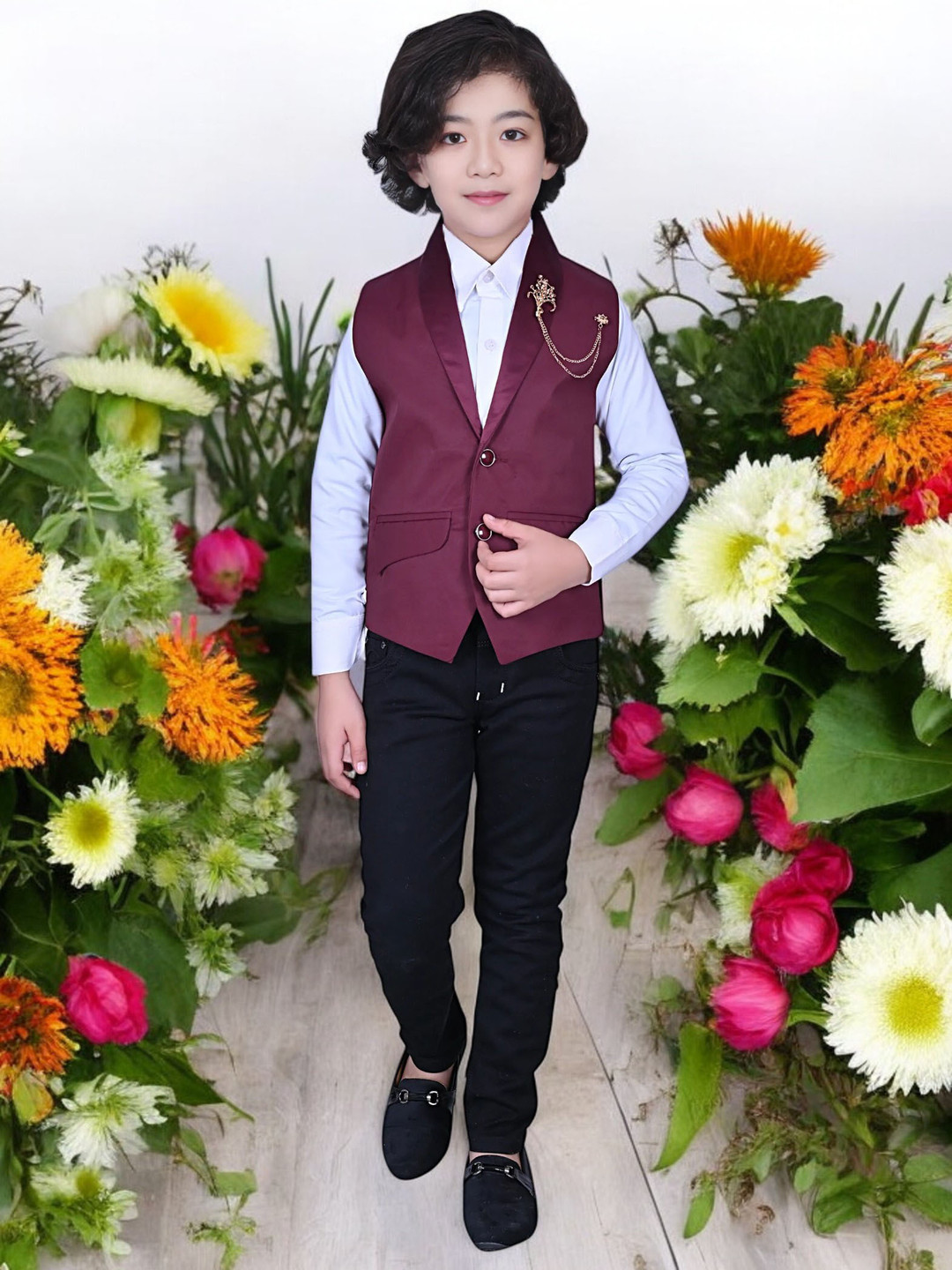 

Qtsy Boys V-Neck Corduroy Weave Waistcoat With Shirt, Maroon
