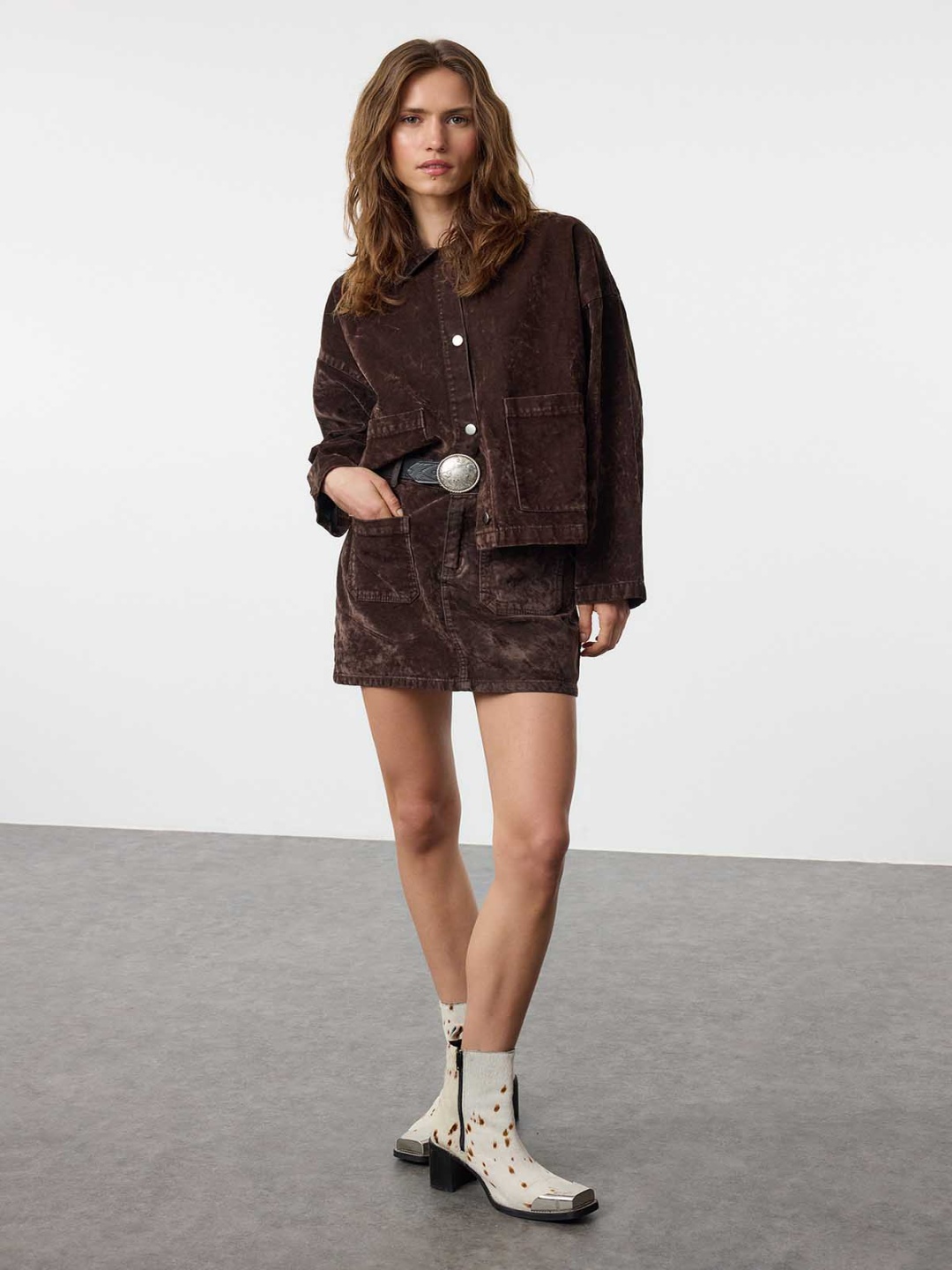 

Trendyol Women Spread Collar Solid Cotton Casual Tailored Jacket, Brown