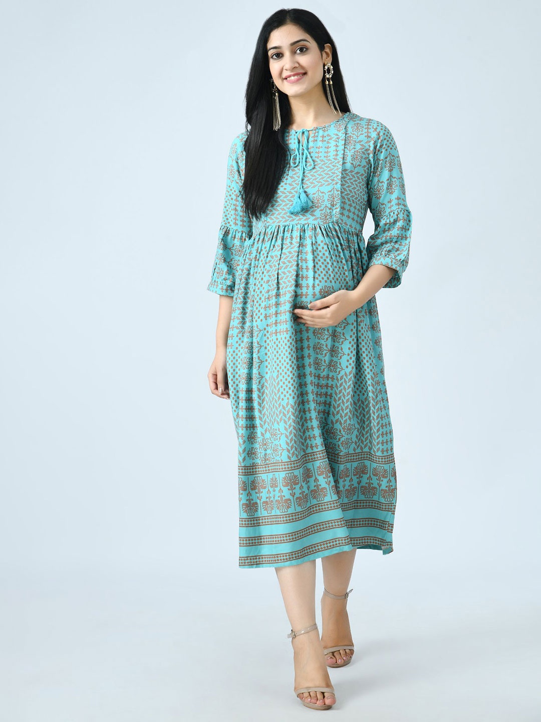 

Aaruvi Ruchi Verma Women Ethnic Motifs Printed Maternity Fit and Flare Midi Dress, Green