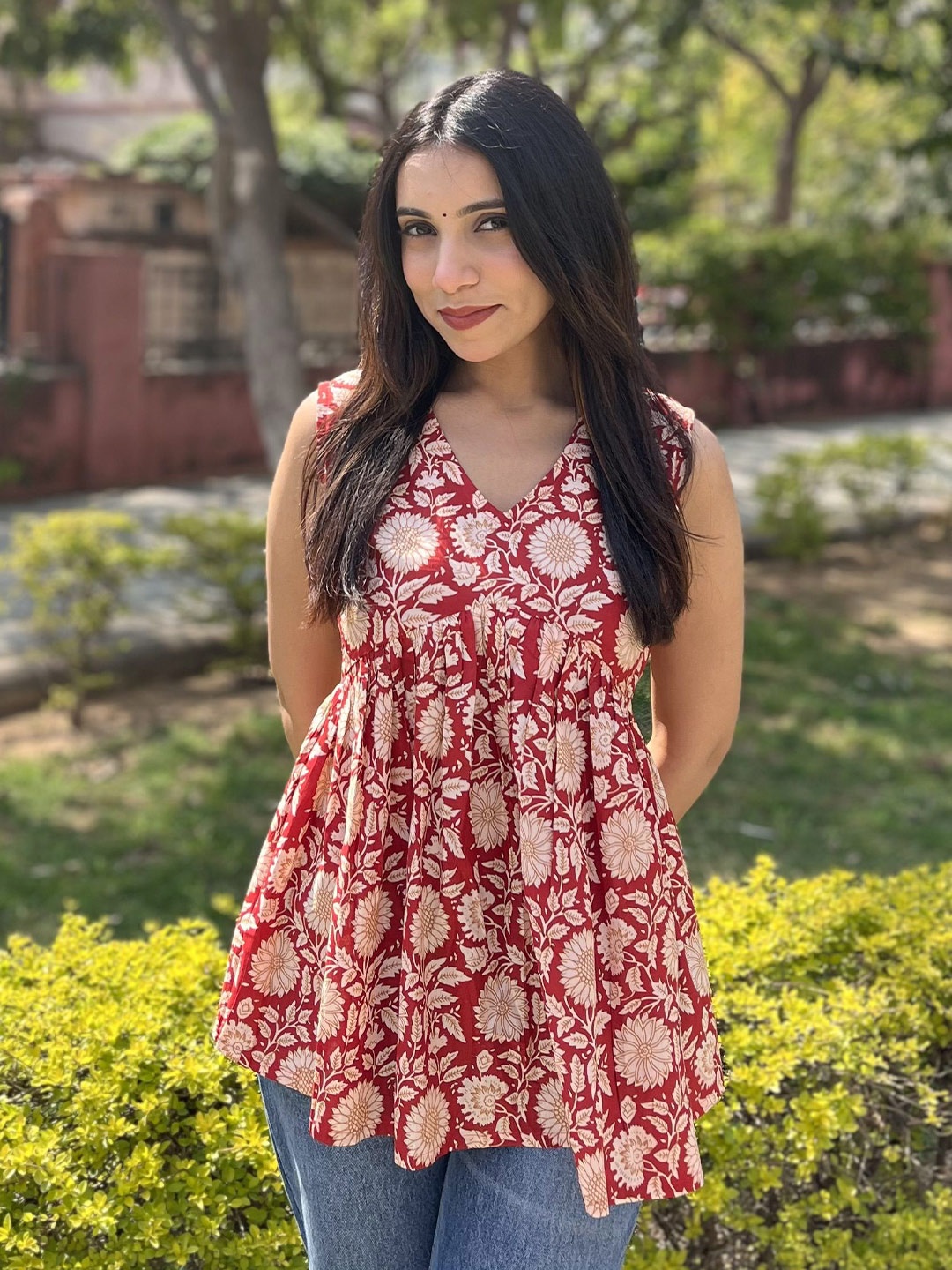

JONAYA Women Floral Printed Cotton Empire Top, Red