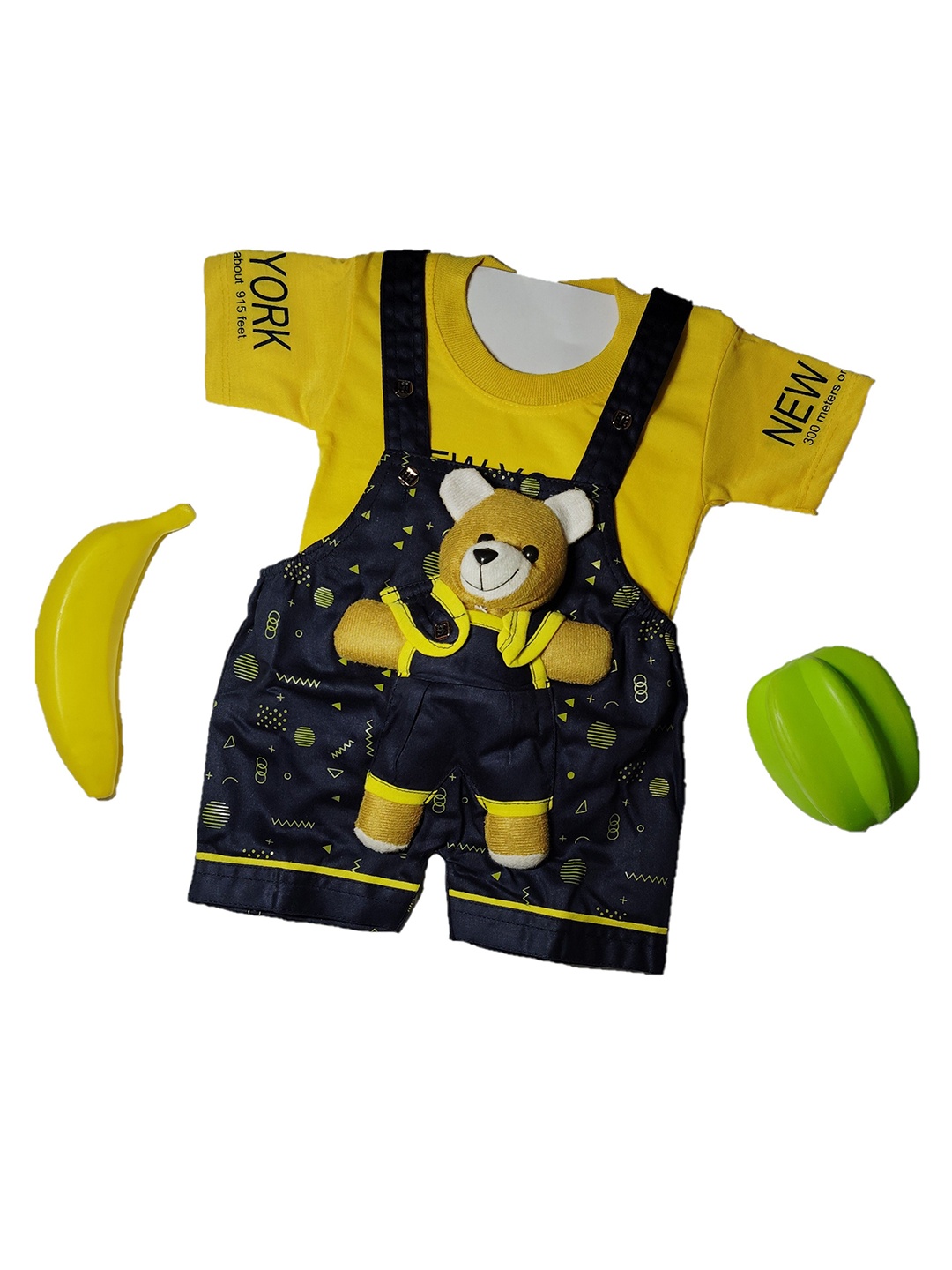 

SHREEVASA Kids Printed Dungarees With T-Shirt, Yellow