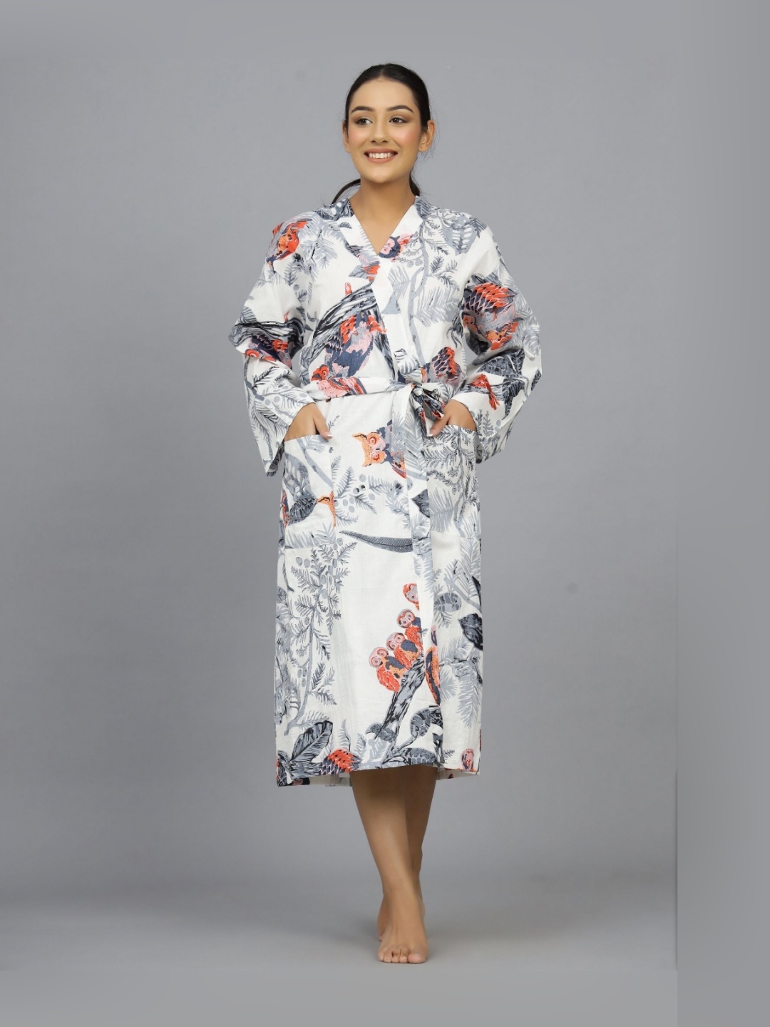 

HANDICRAFT PALACE White & Grey Owl Printed Pure Cotton Bath Robe With Belt