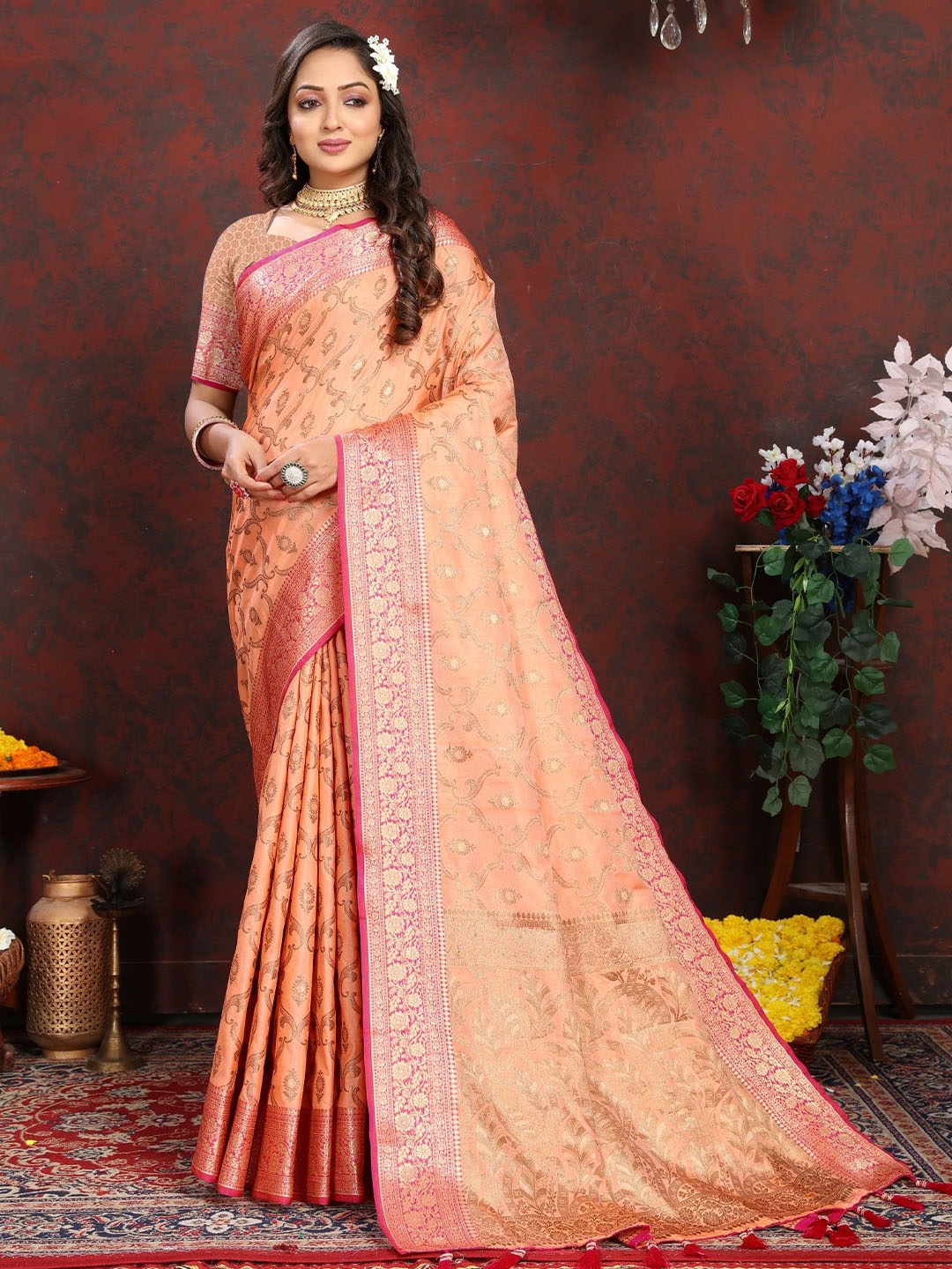 

LeeliPeeri Designer Ethnic Motifs Zari Saree, Peach