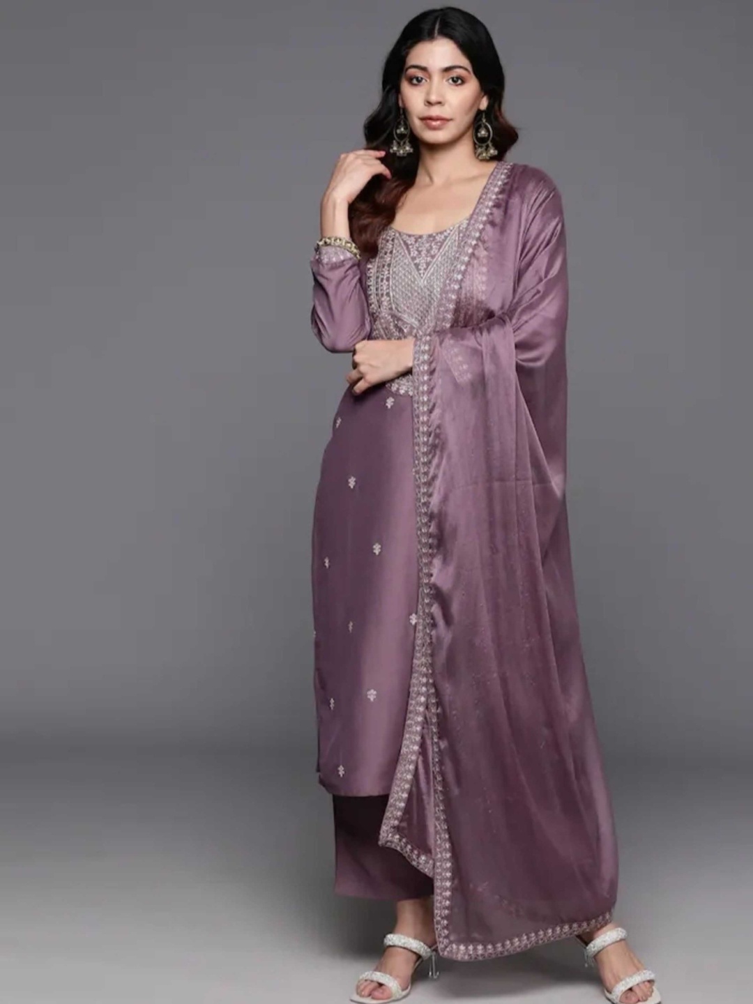 

KALINI Women Floral Embroidered Regular Thread Work Chanderi Silk Kurta with Trousers & With Dupatta, Purple