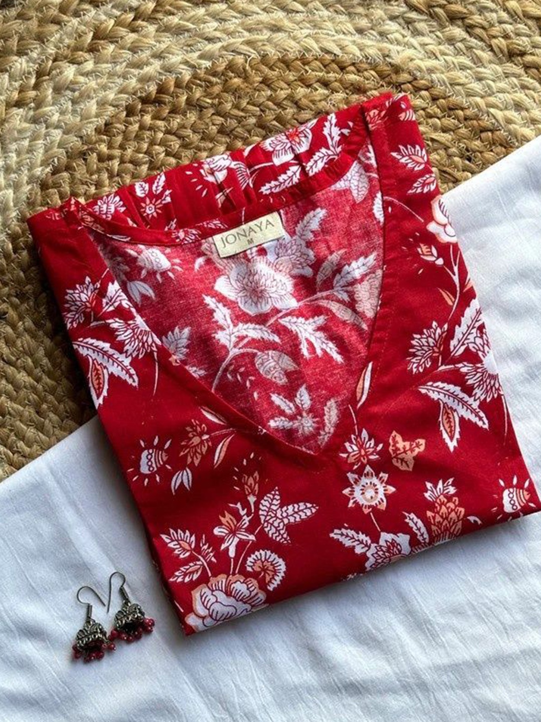 

JONAYA Women Floral Printed Cotton Regular Top, Red