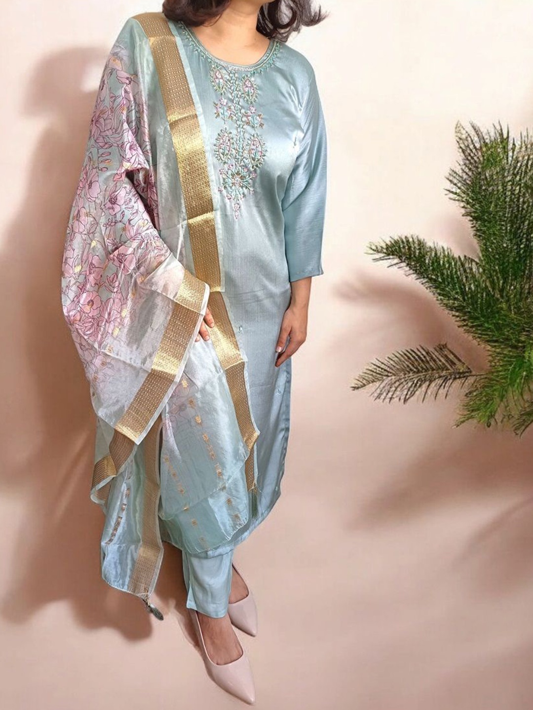 

Nadora Fashions Women Embroidered Regular Kurta with Pyjamas, Turquoise blue