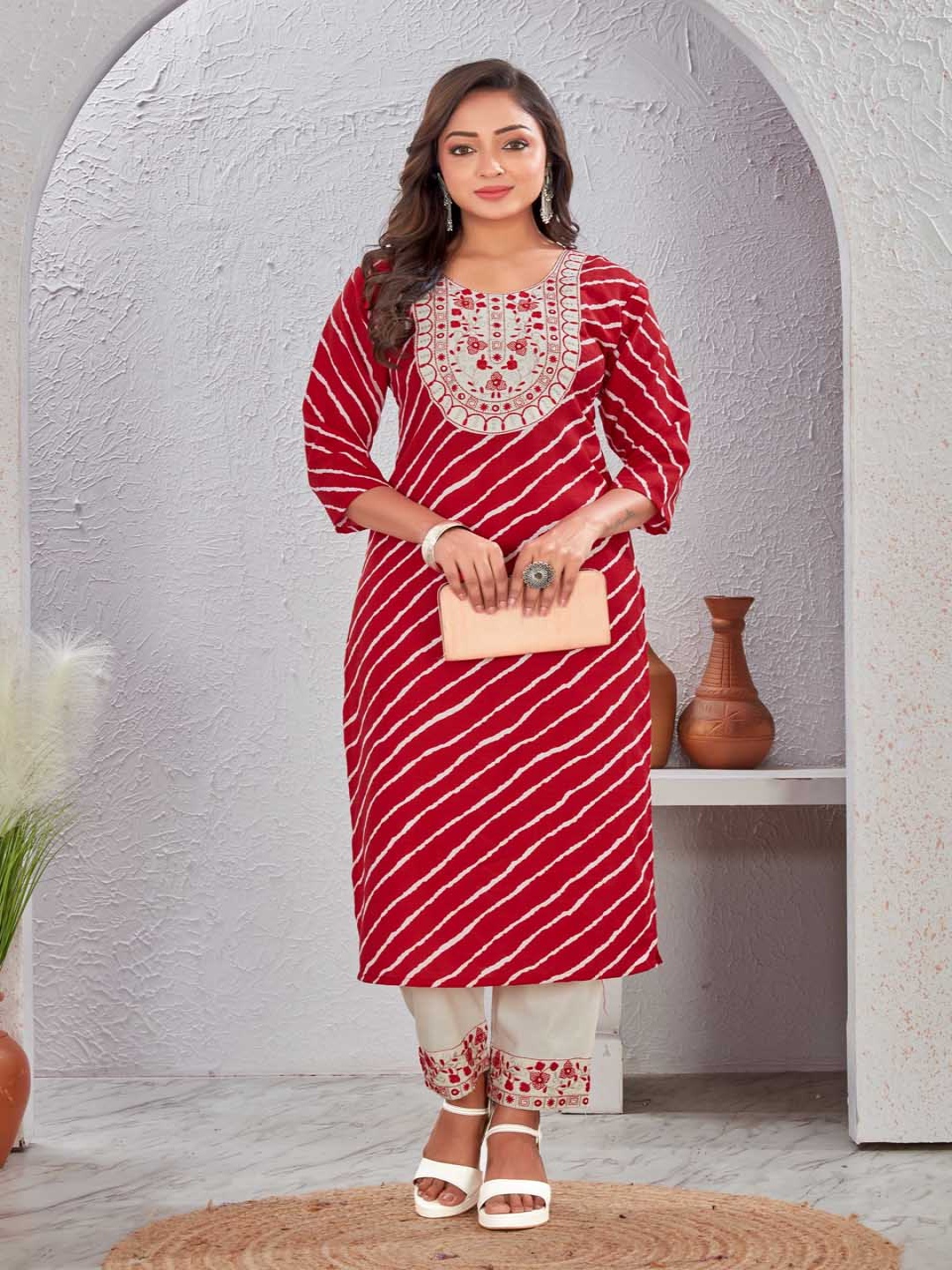 

Tankori Leheriya Printed Round Neck Thread Work Cotton Silk Straight Kurta With Trousers, Red